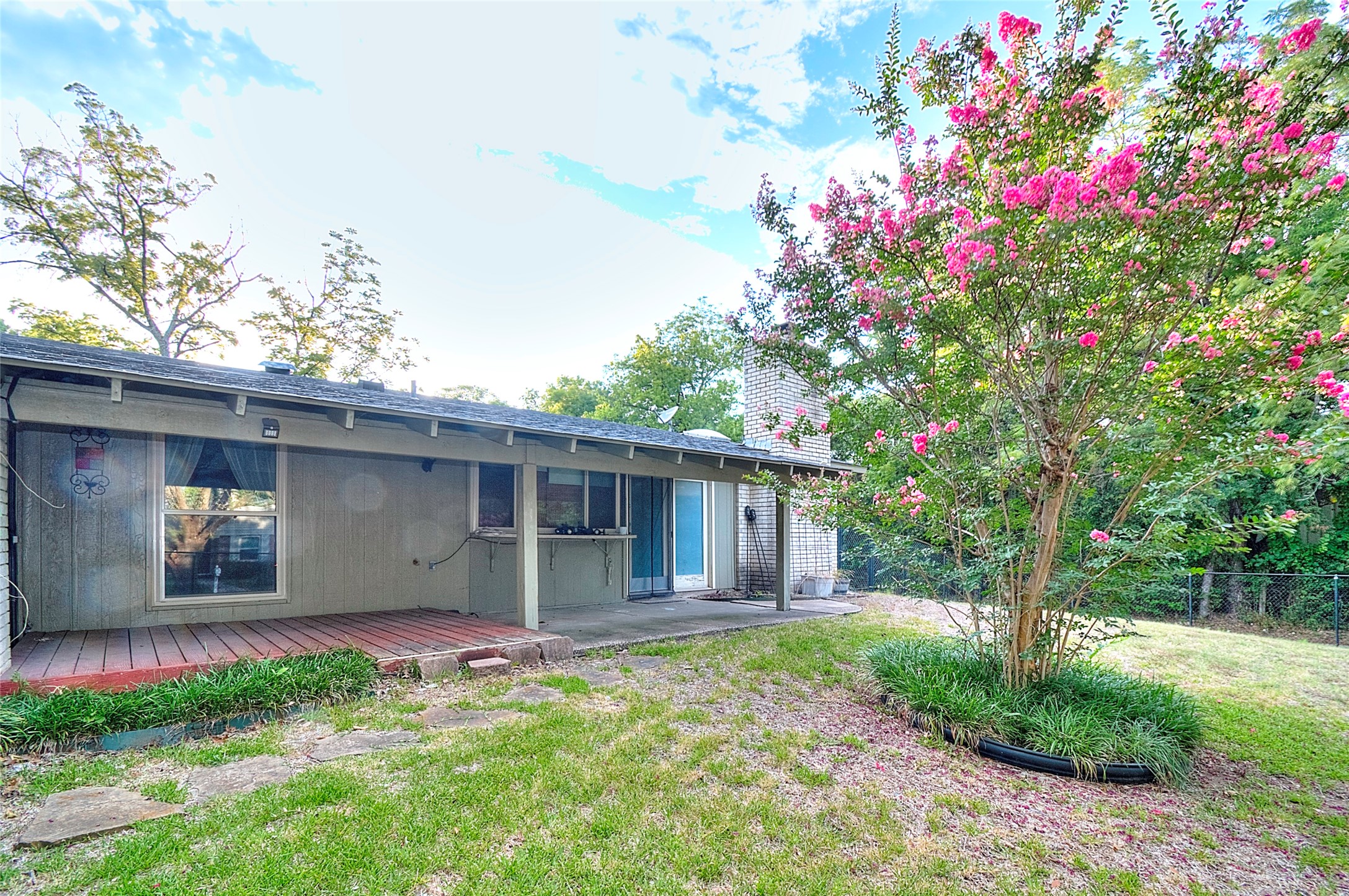 3201 Christie Circle Garland TX 75044