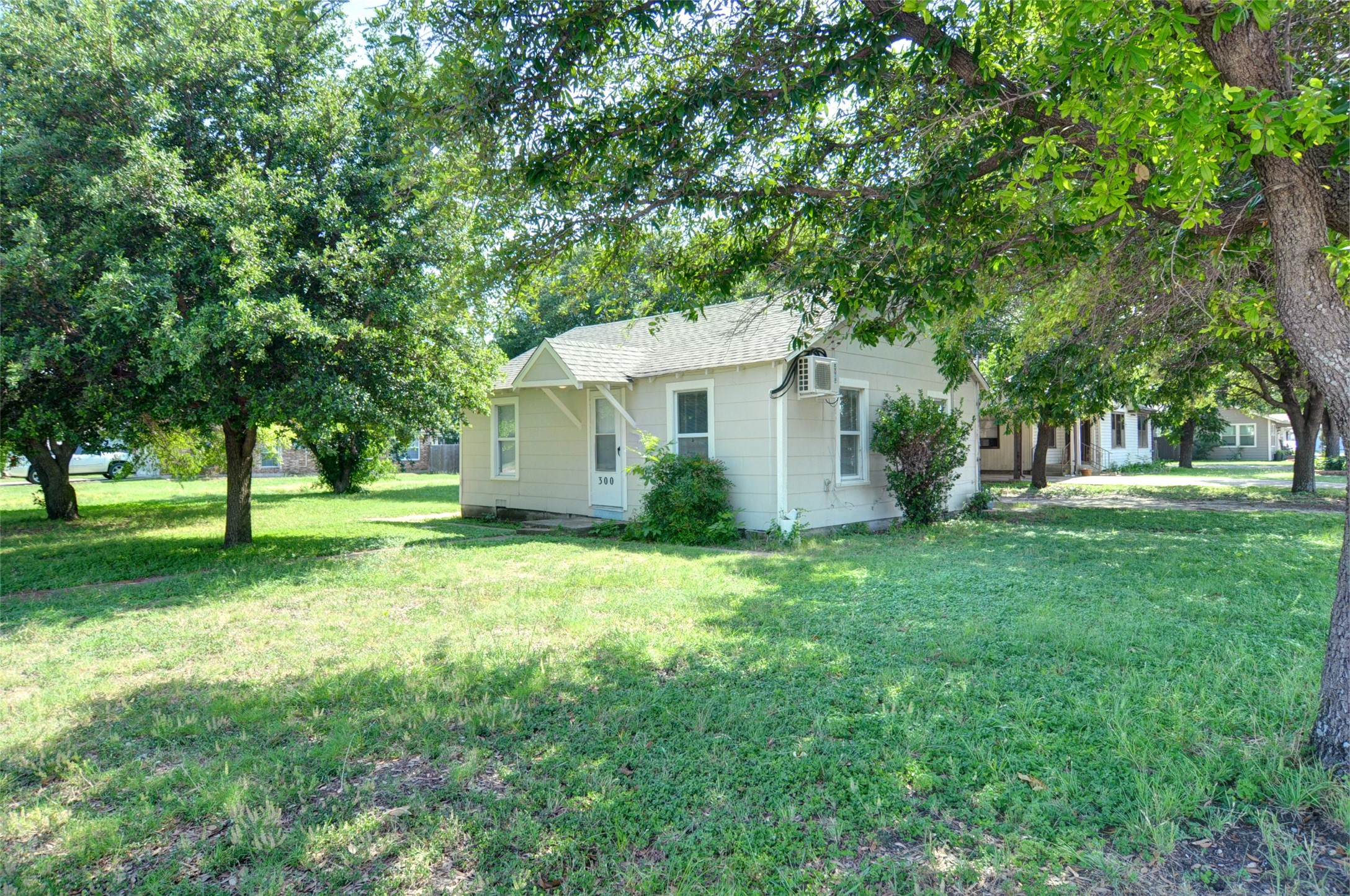 300 Meadow Park Drive White Settlement TX 76108