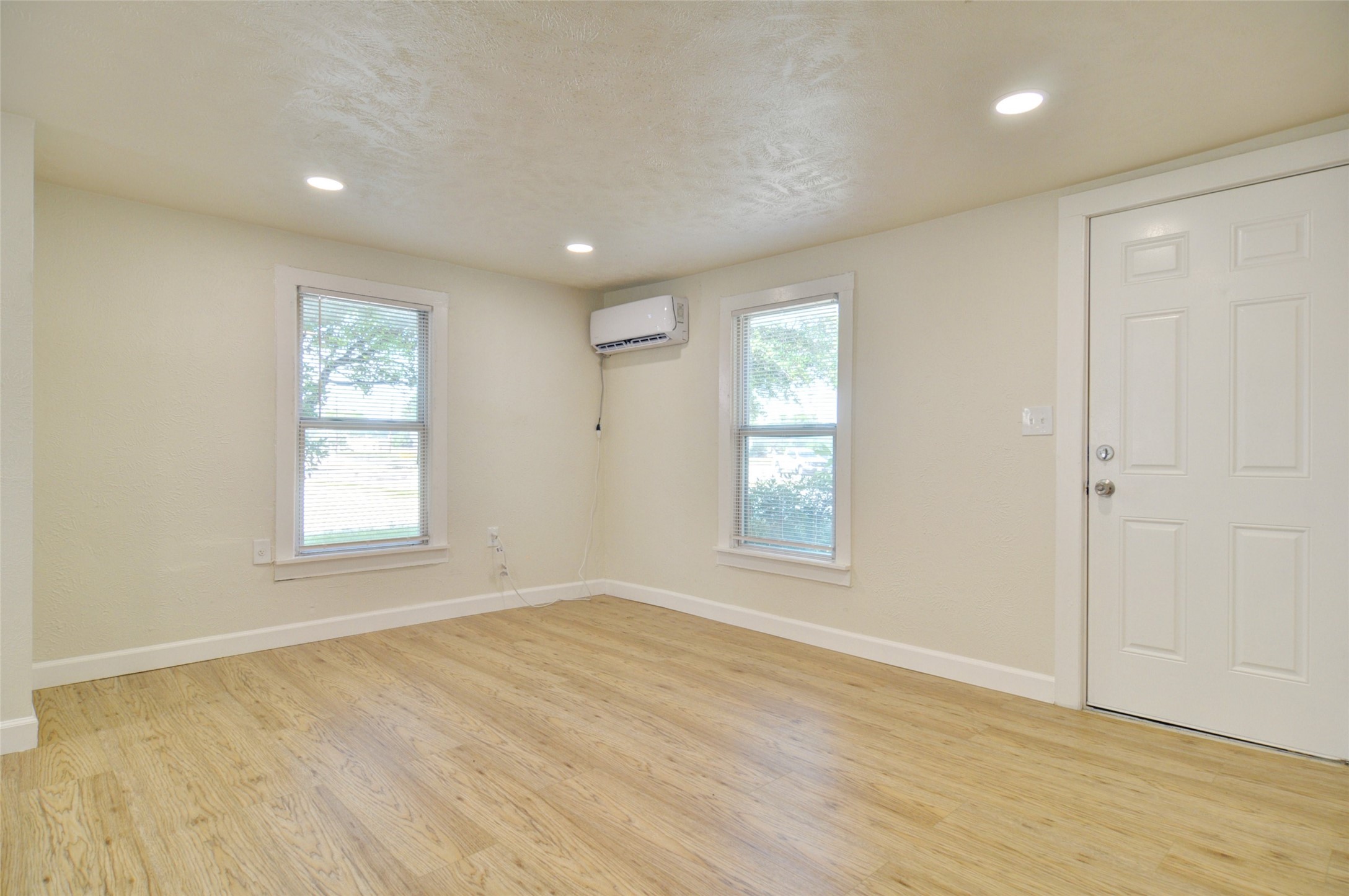 300 Meadow Park Drive White Settlement TX 76108