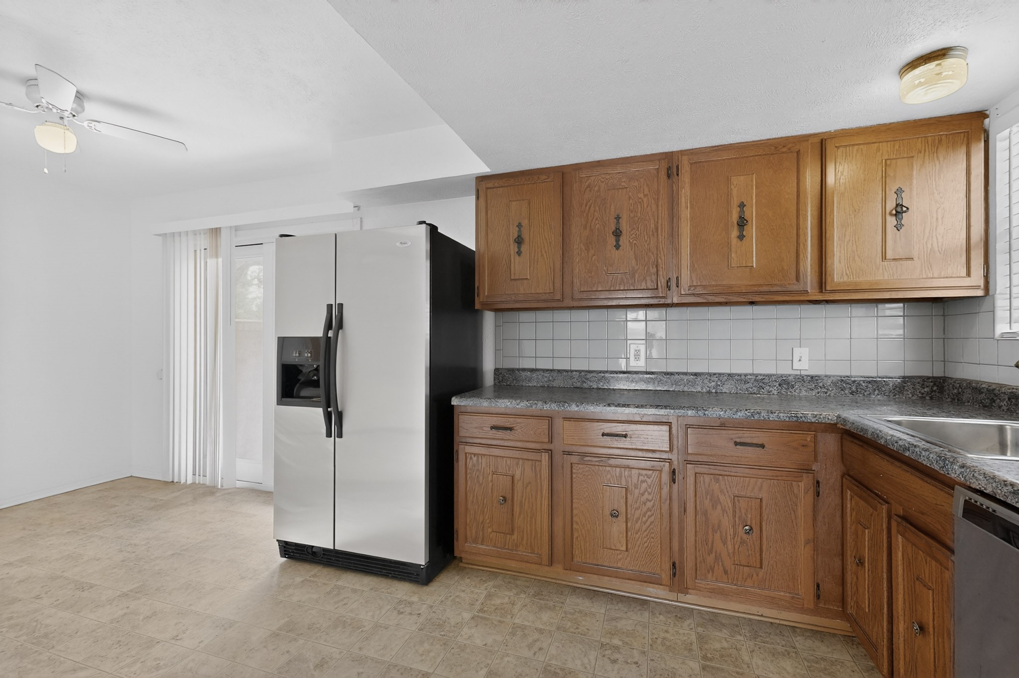 635 Haines Avenue Dallas TX 75208