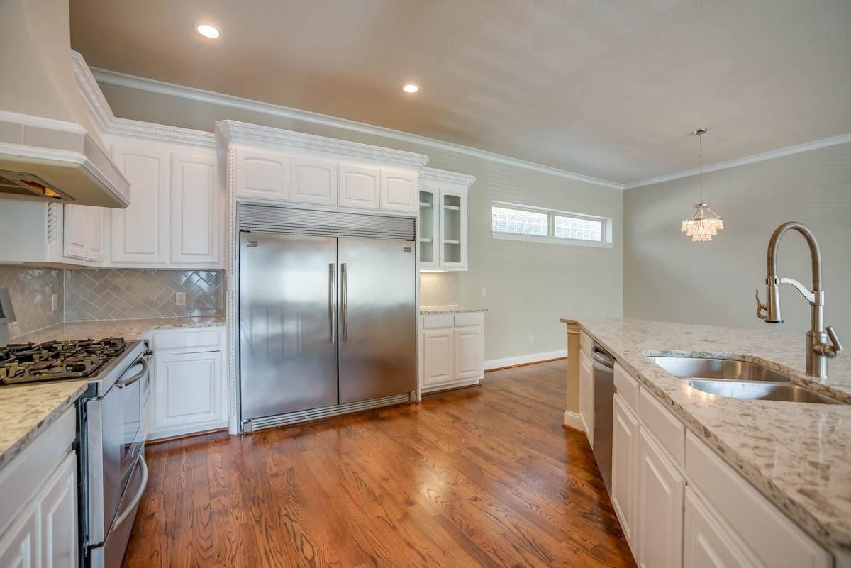3817 Bowser Avenue Dallas TX 75219