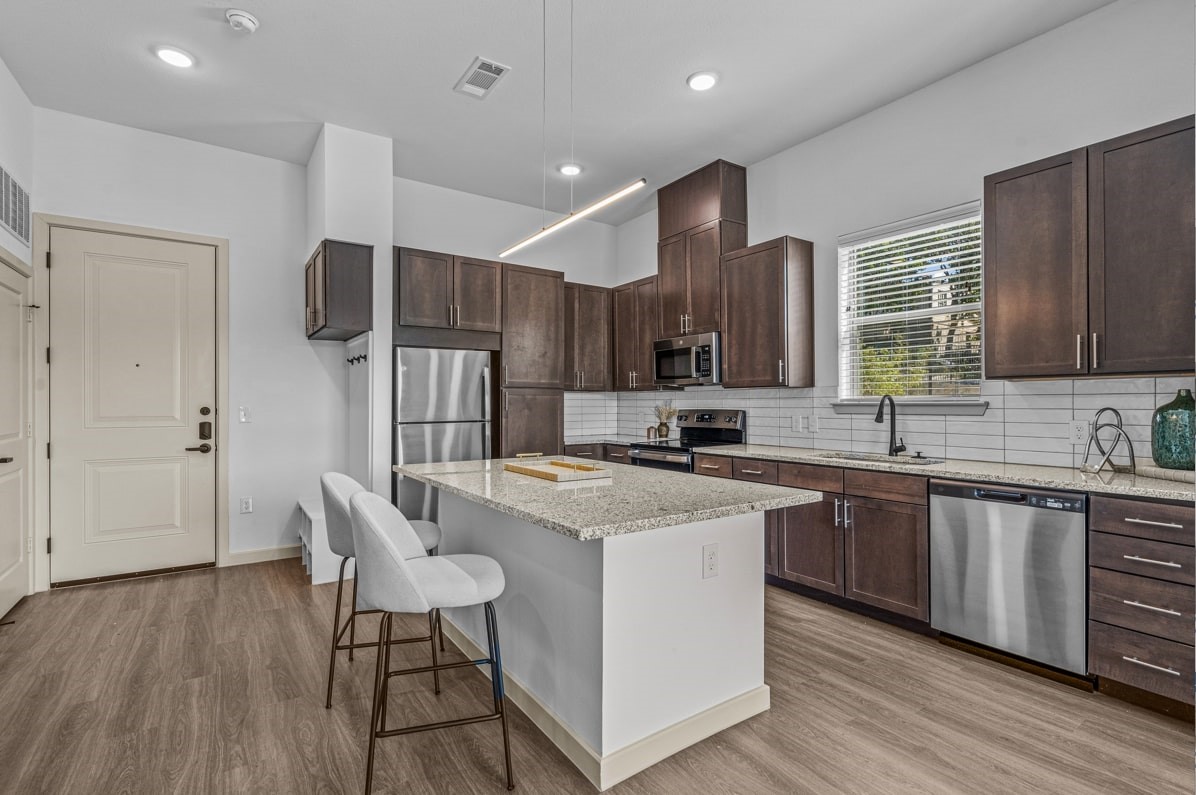 3120 E Park Row Drive Arlington TX 76010