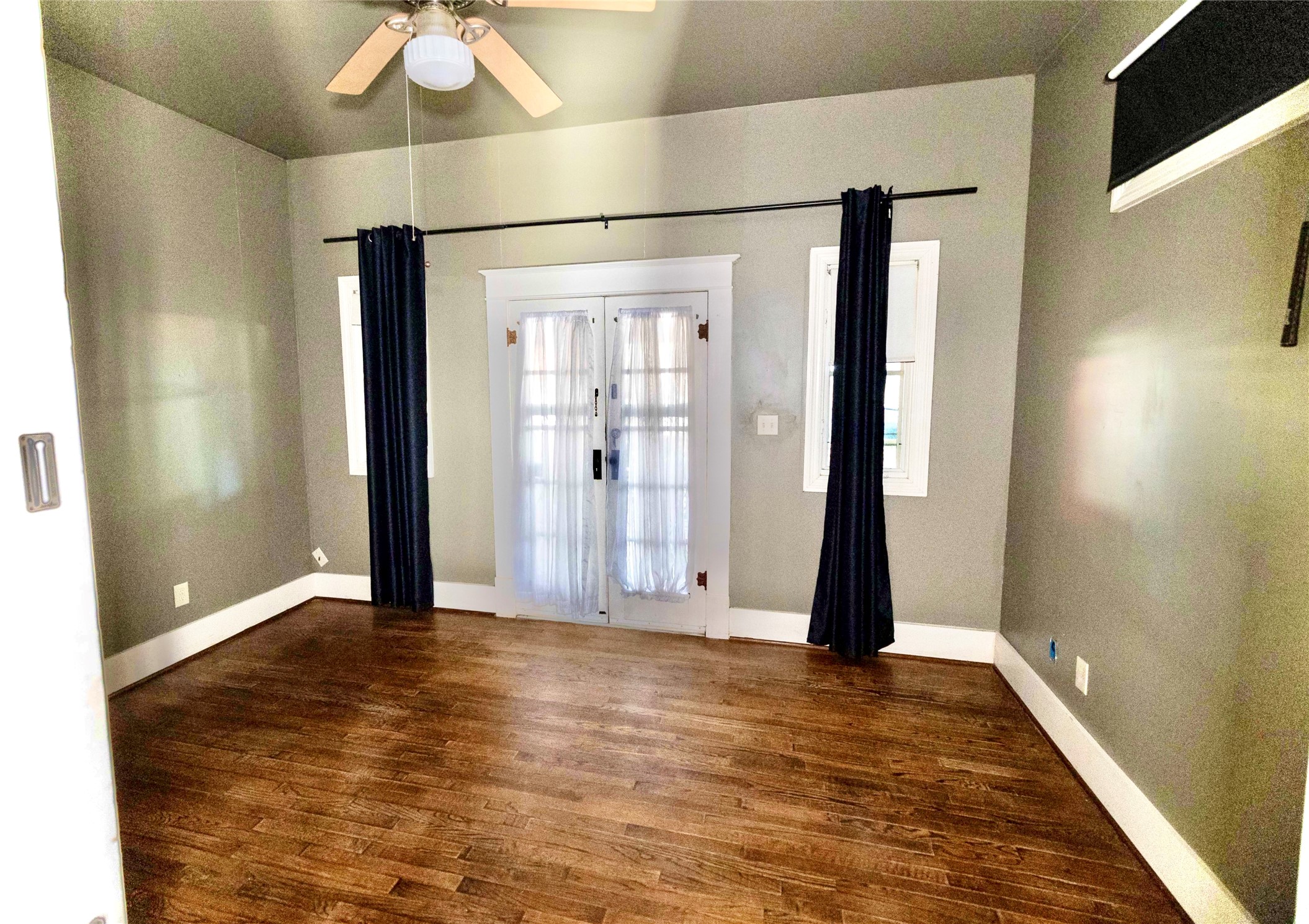5627 Worth Street Dallas TX 75214