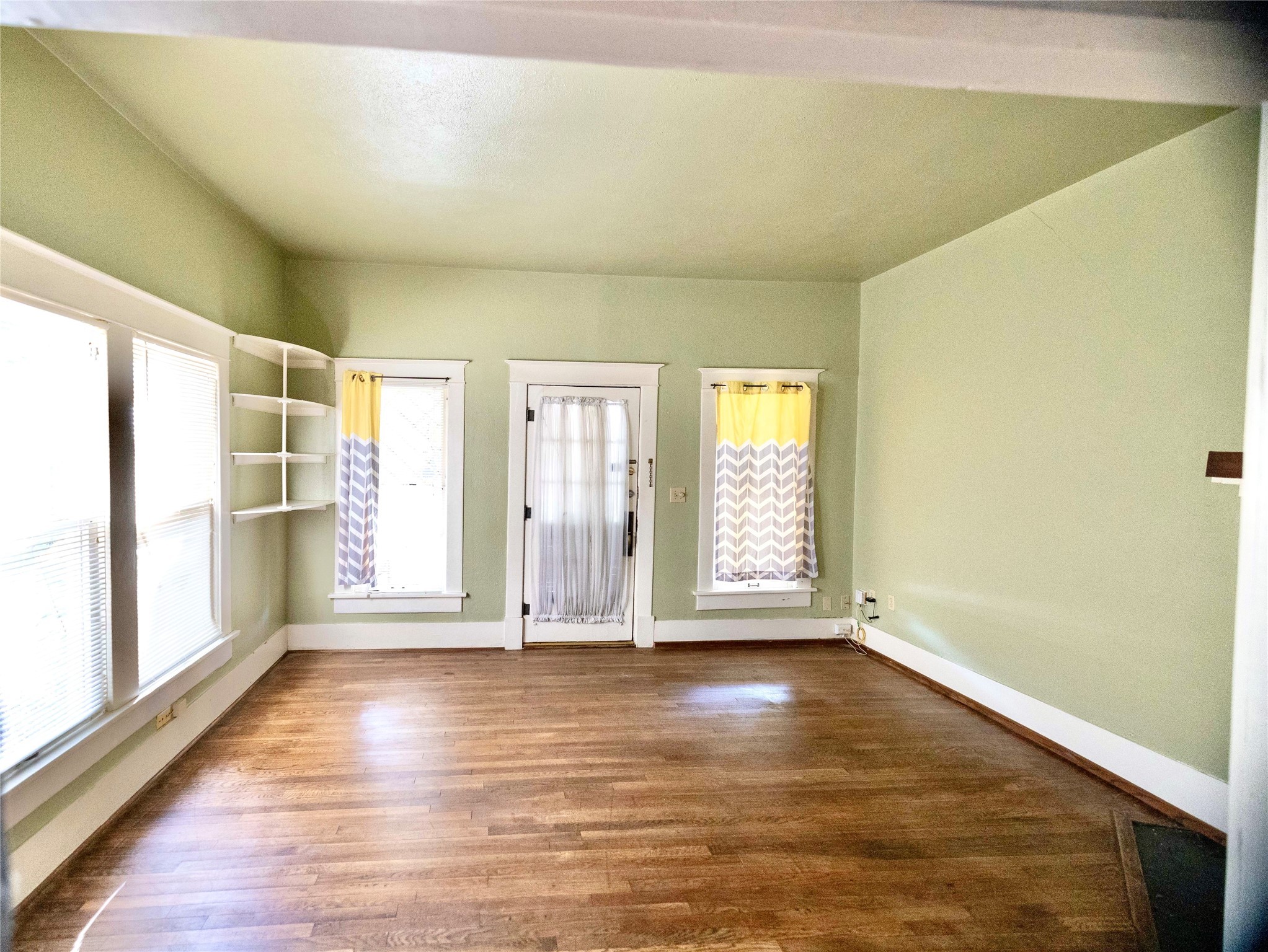 5627 Worth Street Dallas TX 75214