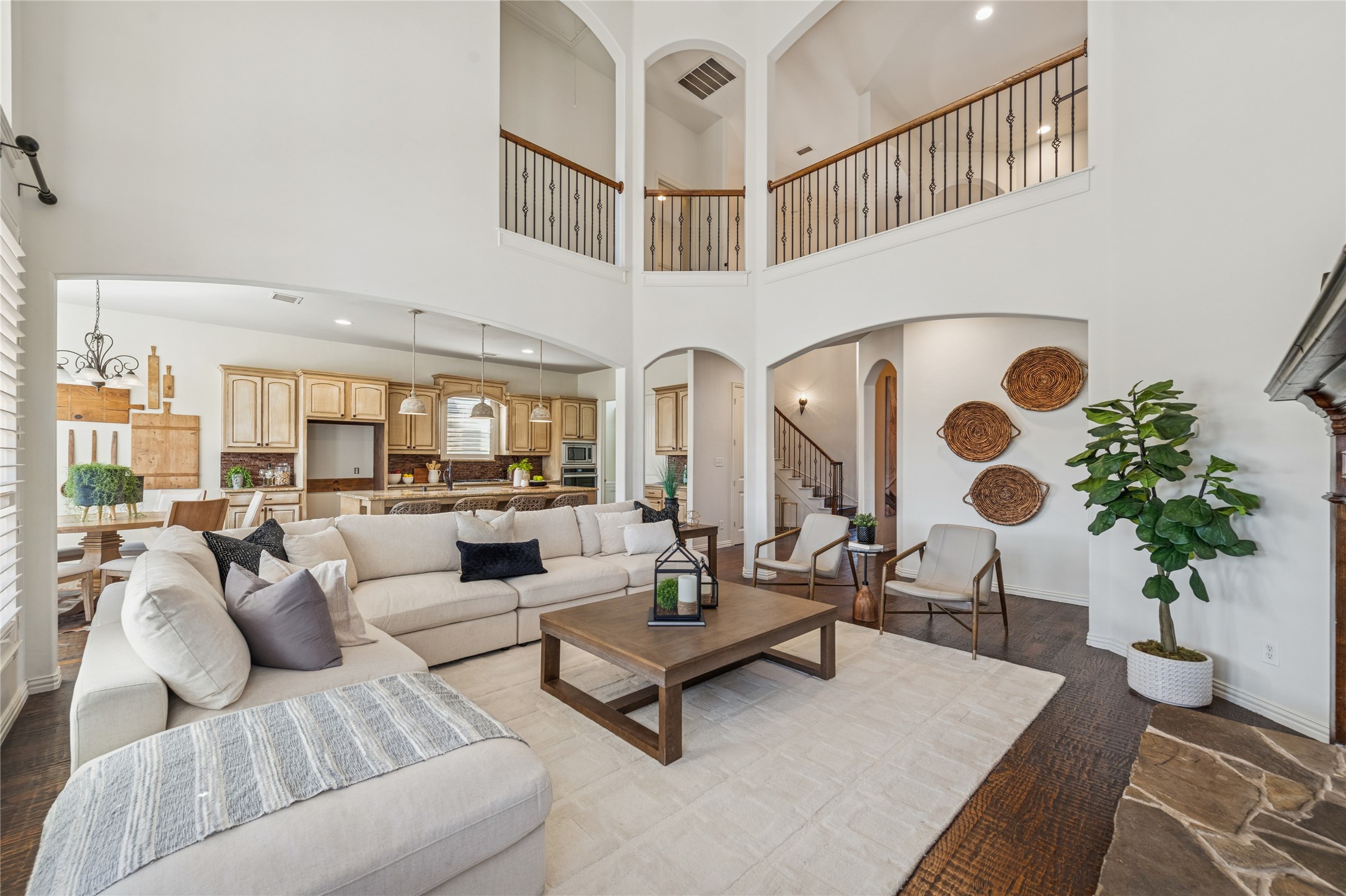 1124 Grant Avenue Lantana TX 76226