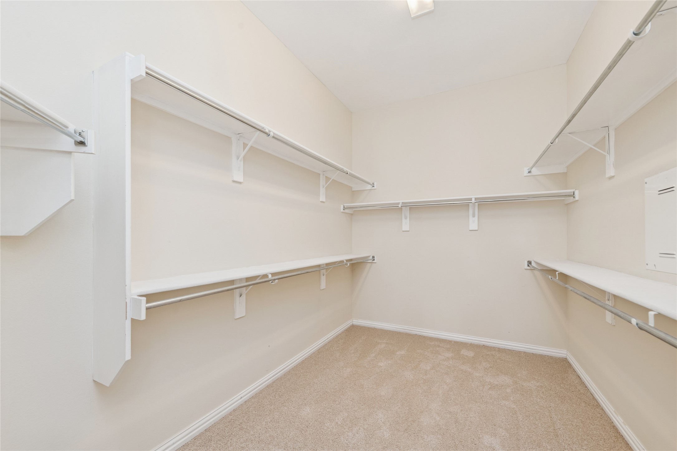 1124 Grant Avenue Lantana TX 76226