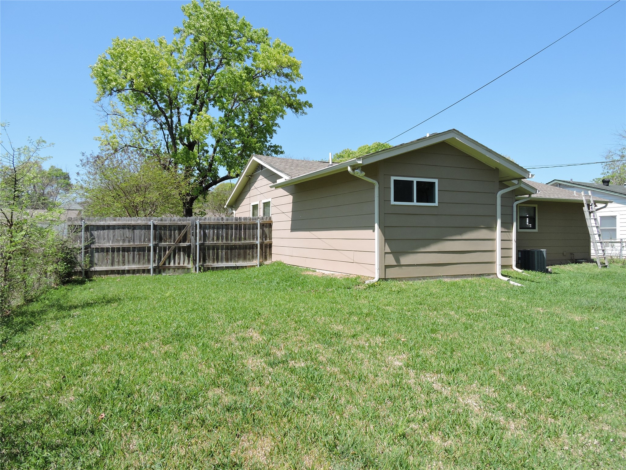12238 Oberlin Drive Dallas TX 75243
