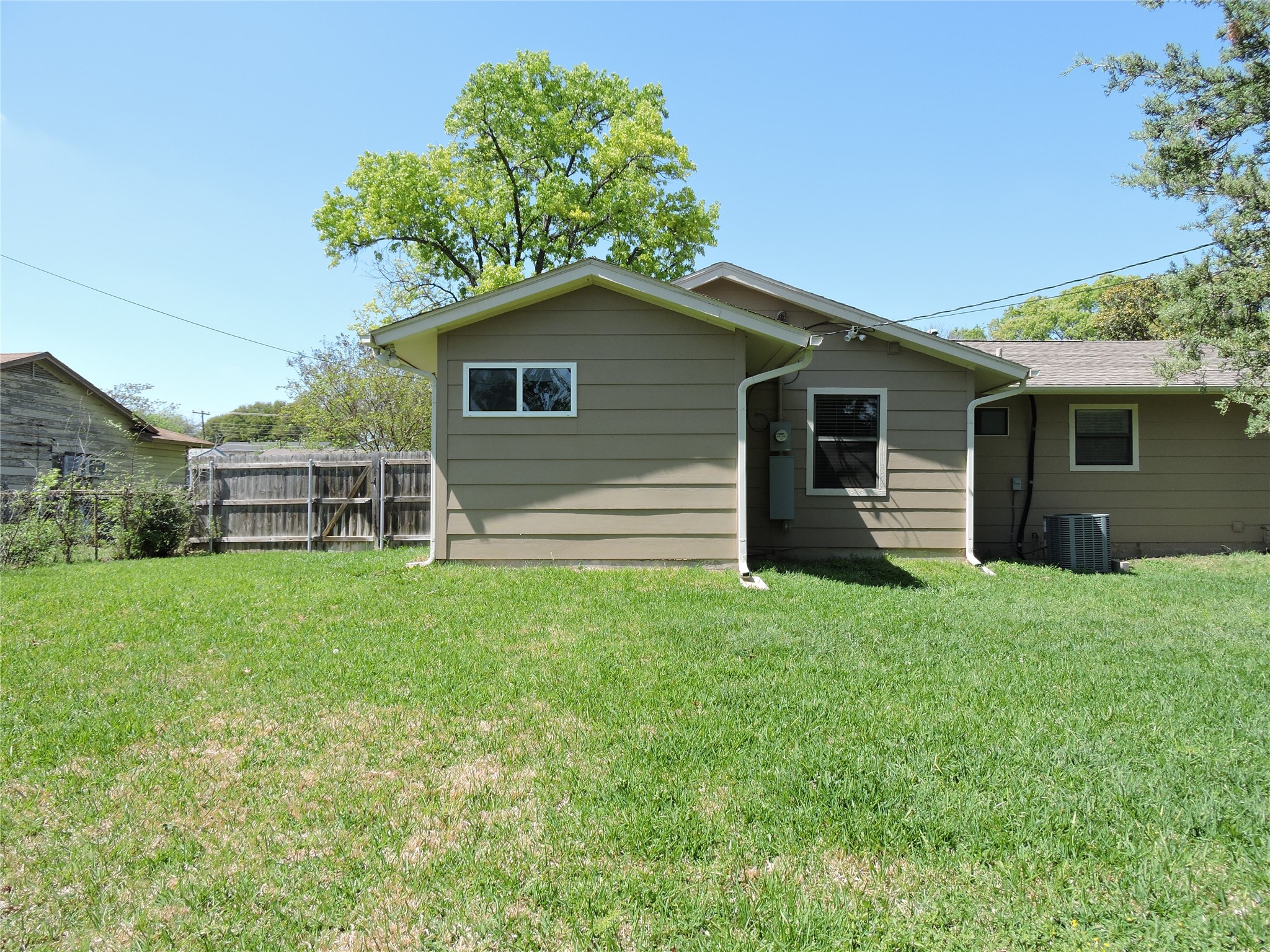 12238 Oberlin Drive Dallas TX 75243