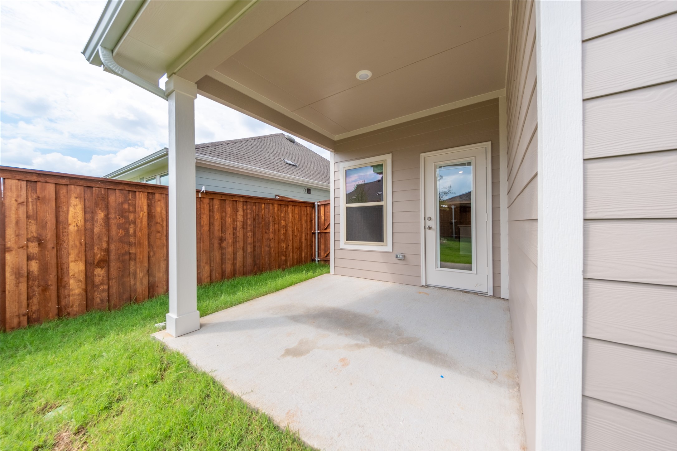 13156 Dawson Providence Village TX 76227