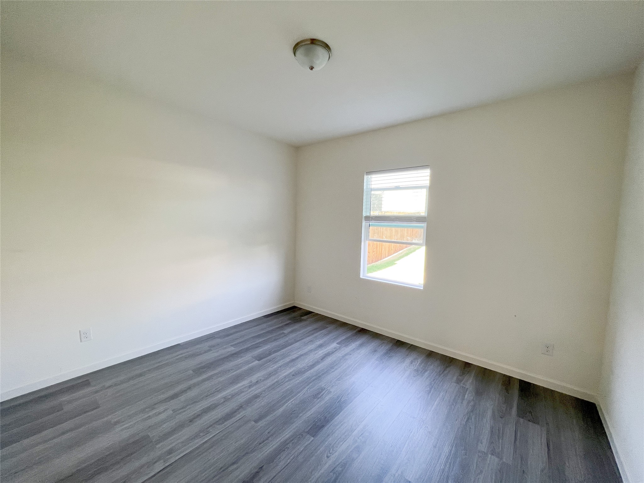 1806 Washington Street Princeton TX 75407