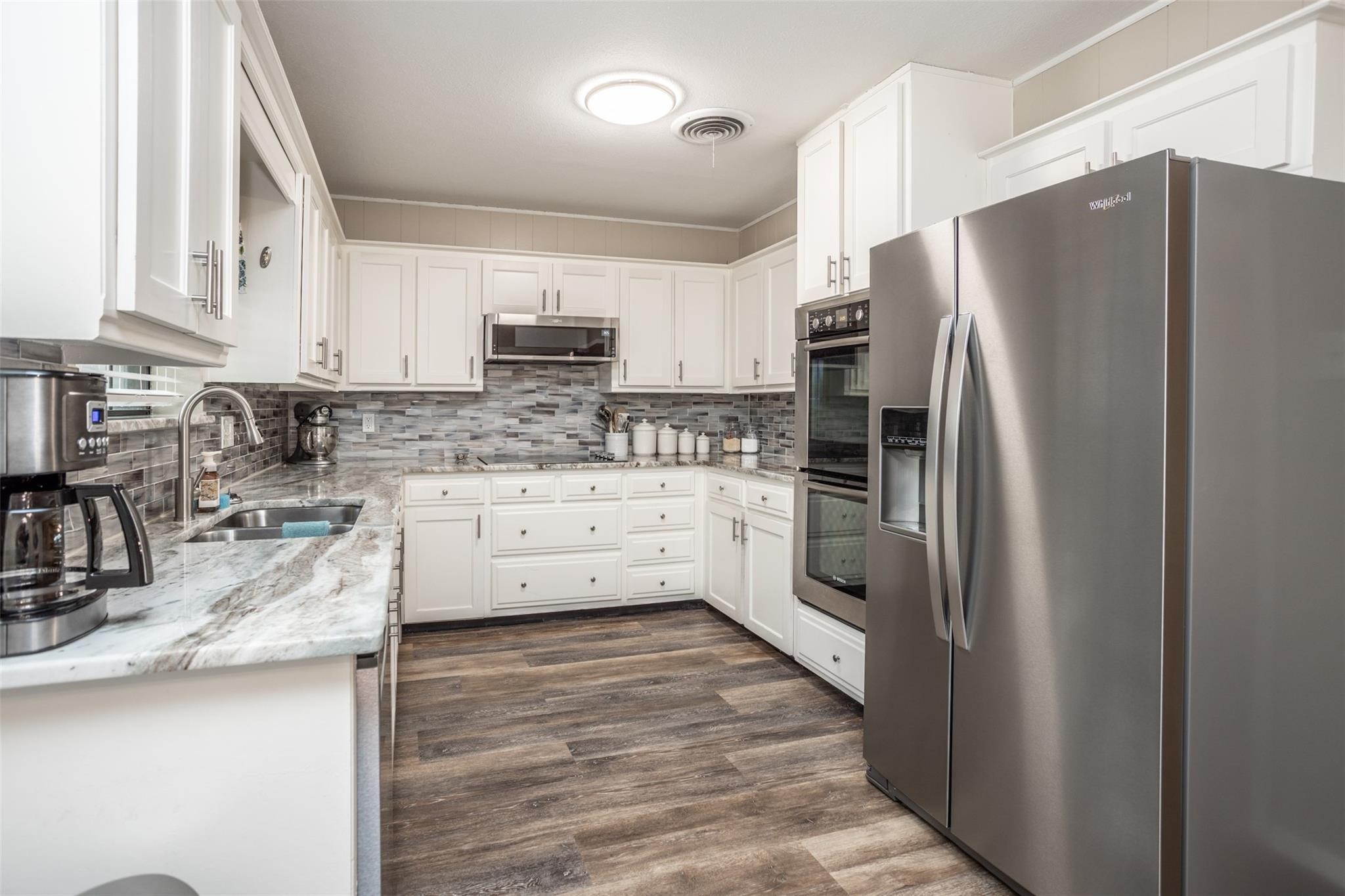 2002 Everglade Drive Gainesville TX 76240