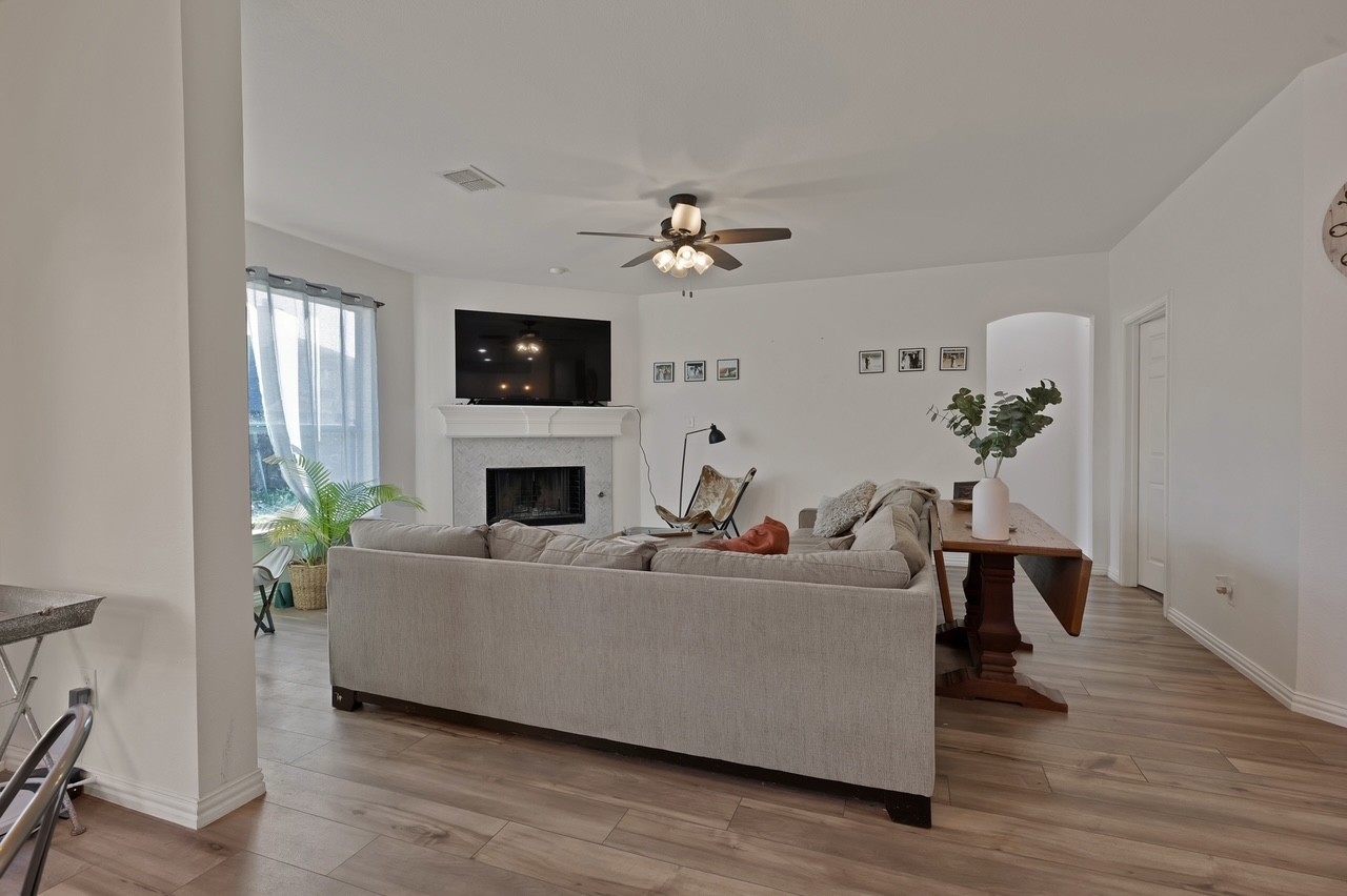 1708 Kittyhawk Drive Little Elm TX 75068