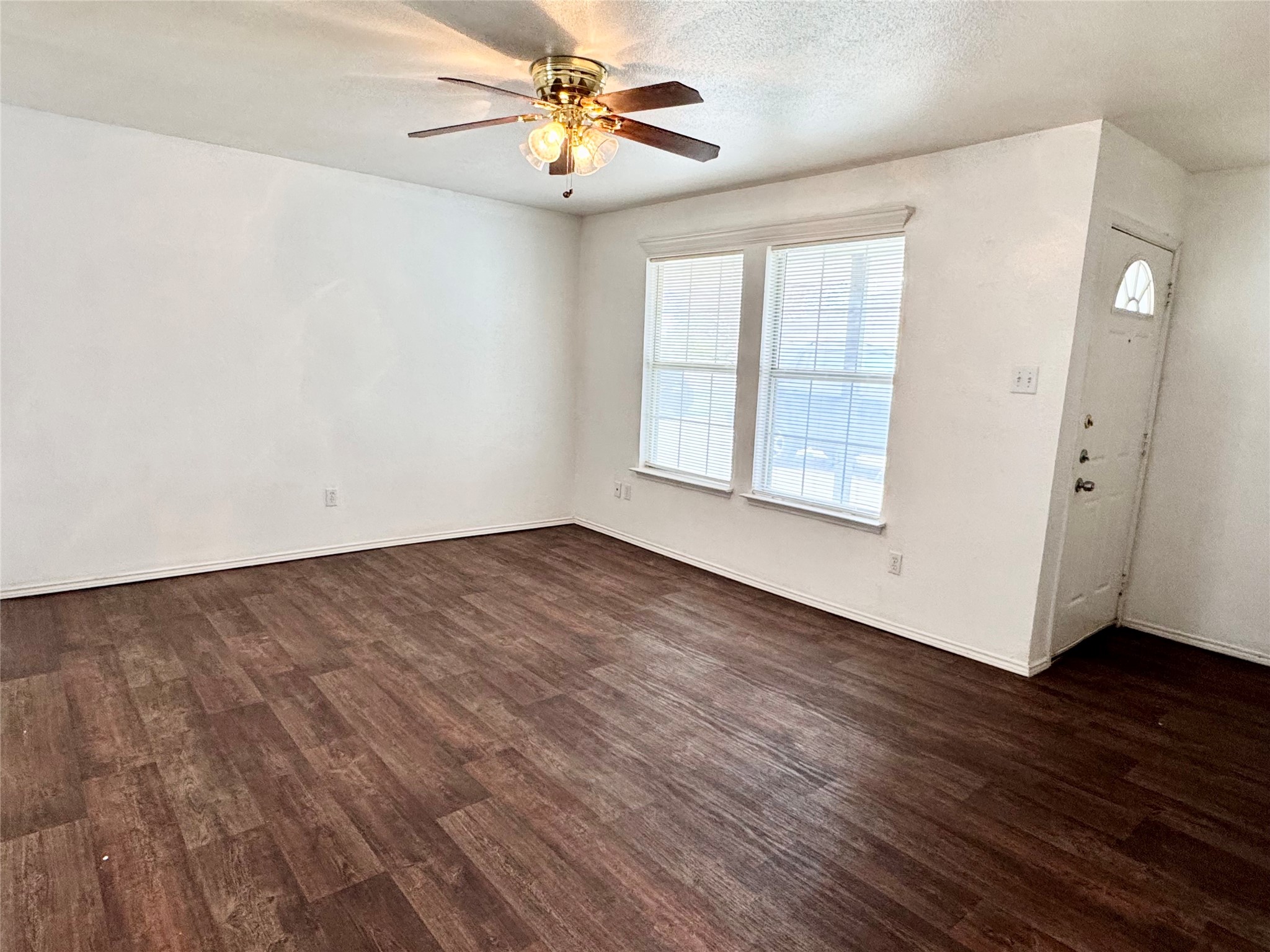 13116 White Settlement Road Fort Worth TX 76108