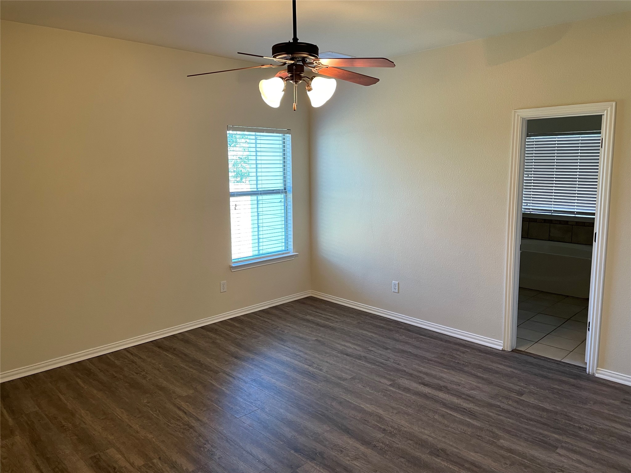 1414 Lauren Lane Granbury TX 76048