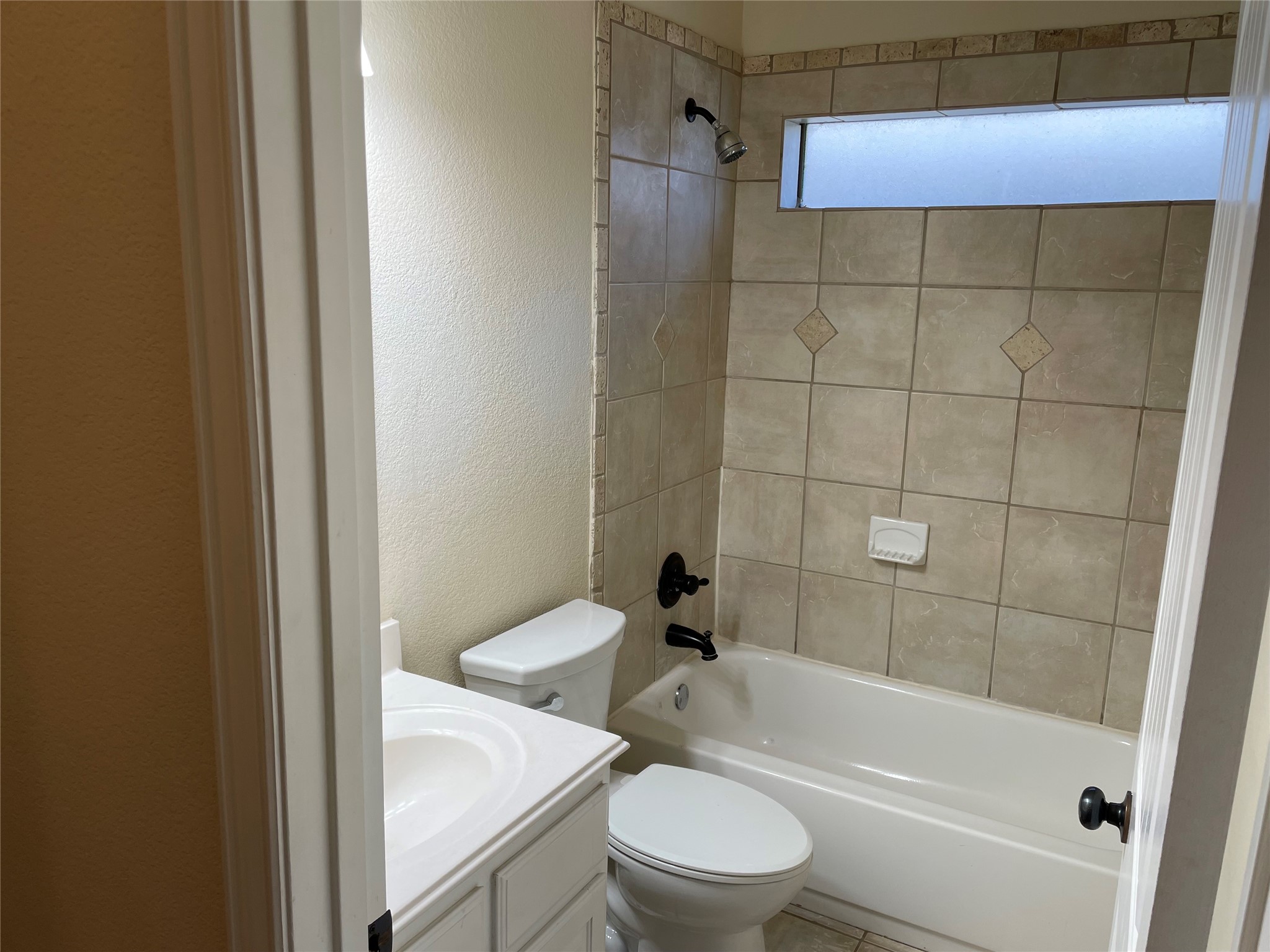 1414 Lauren Lane Granbury TX 76048