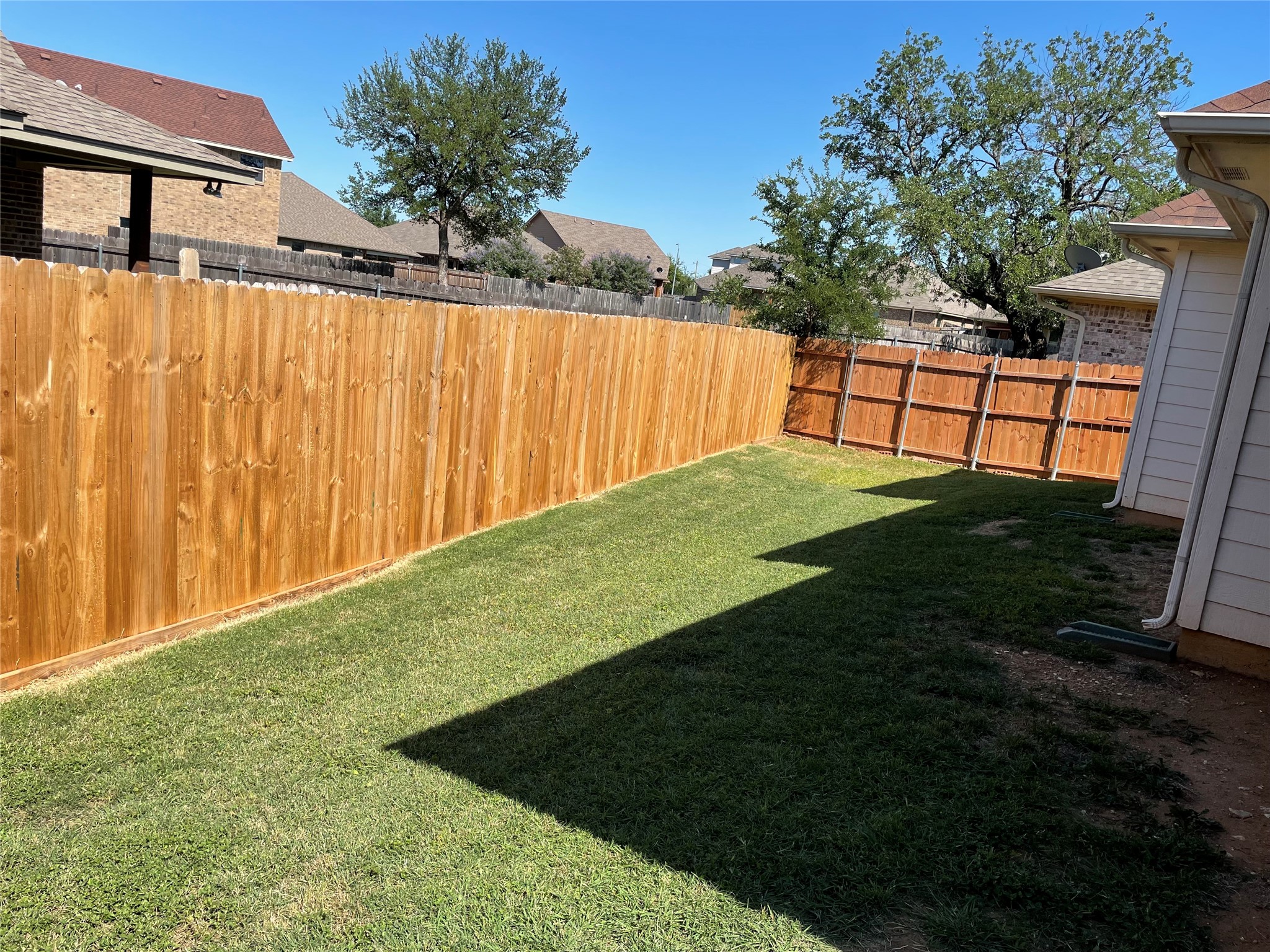1414 Lauren Lane Granbury TX 76048