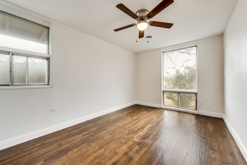 1815 Spring Avenue Carrollton TX 75006