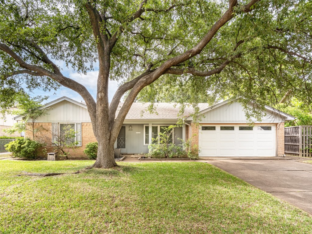 2838 Ermine Way Farmers Branch TX 75234