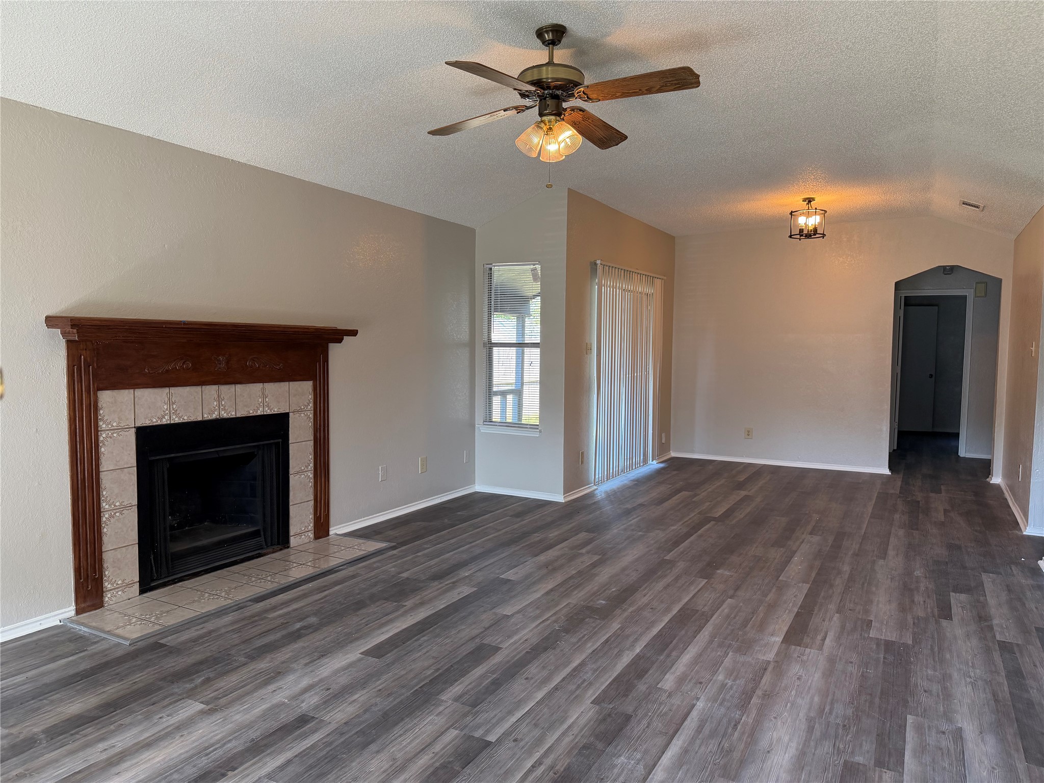 5216 Carpenter Drive Arlington TX 76017