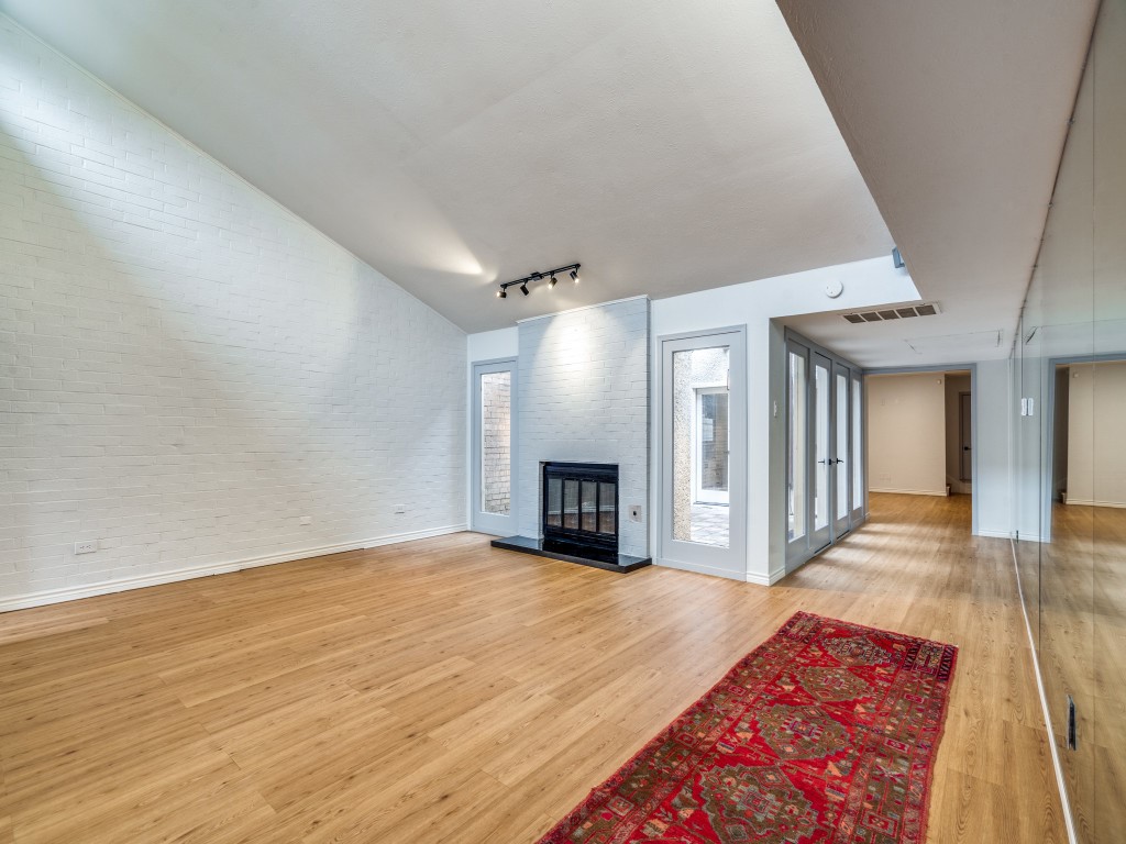 3626 Routh Street Dallas TX 75219