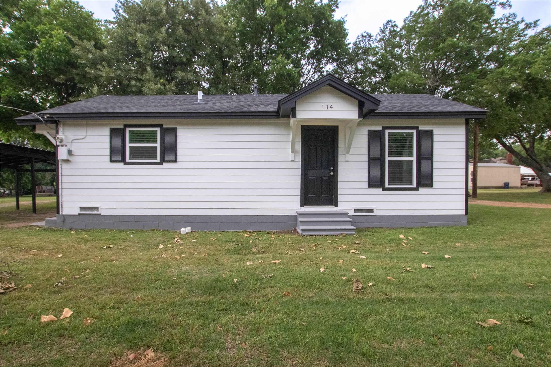 114 Owens Lane Denton TX 76209