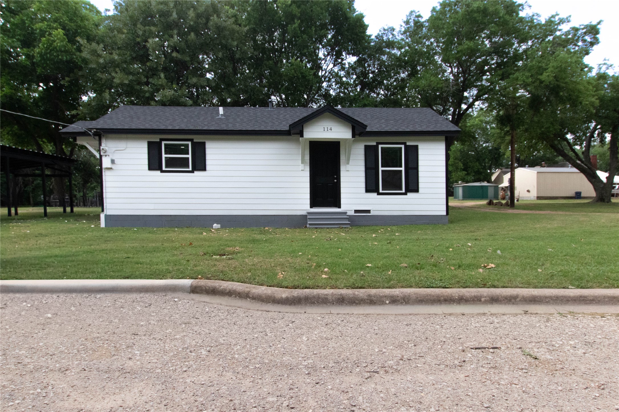 114 Owens Lane Denton TX 76209