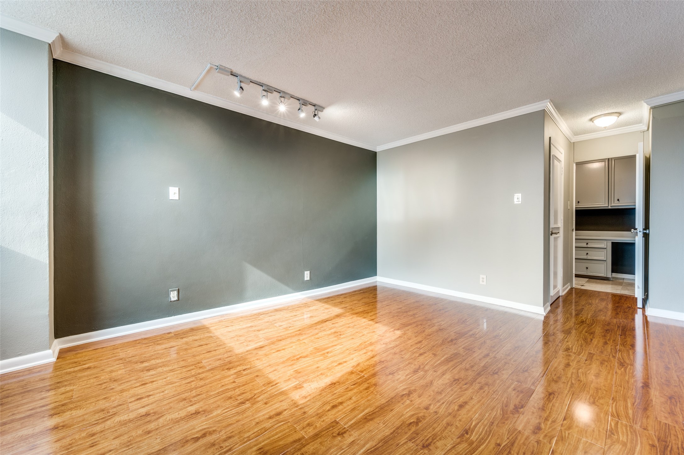 3883 Turtle Creek Boulevard Dallas TX 75219