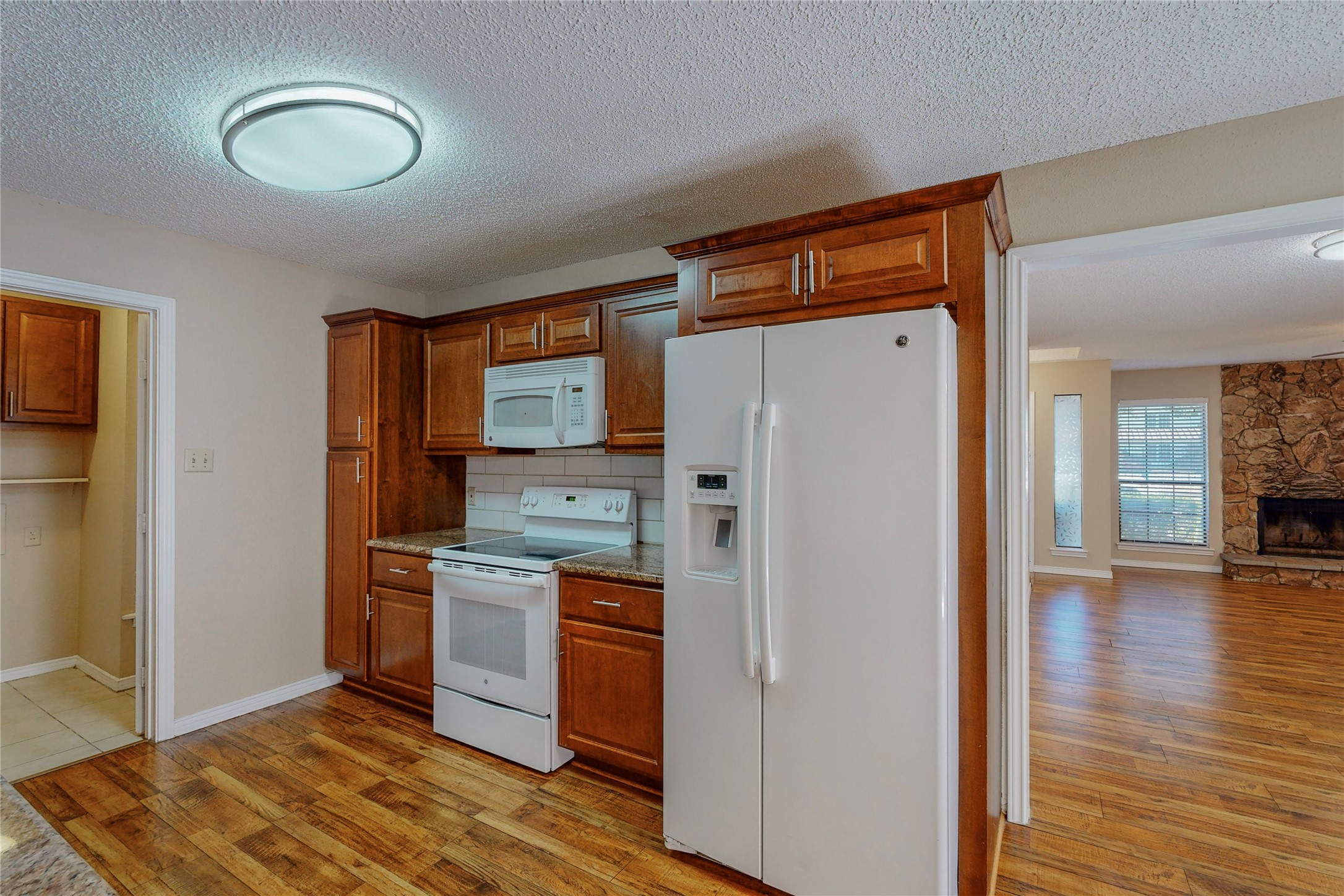 1912 N Irving Heights Drive Irving TX 75061