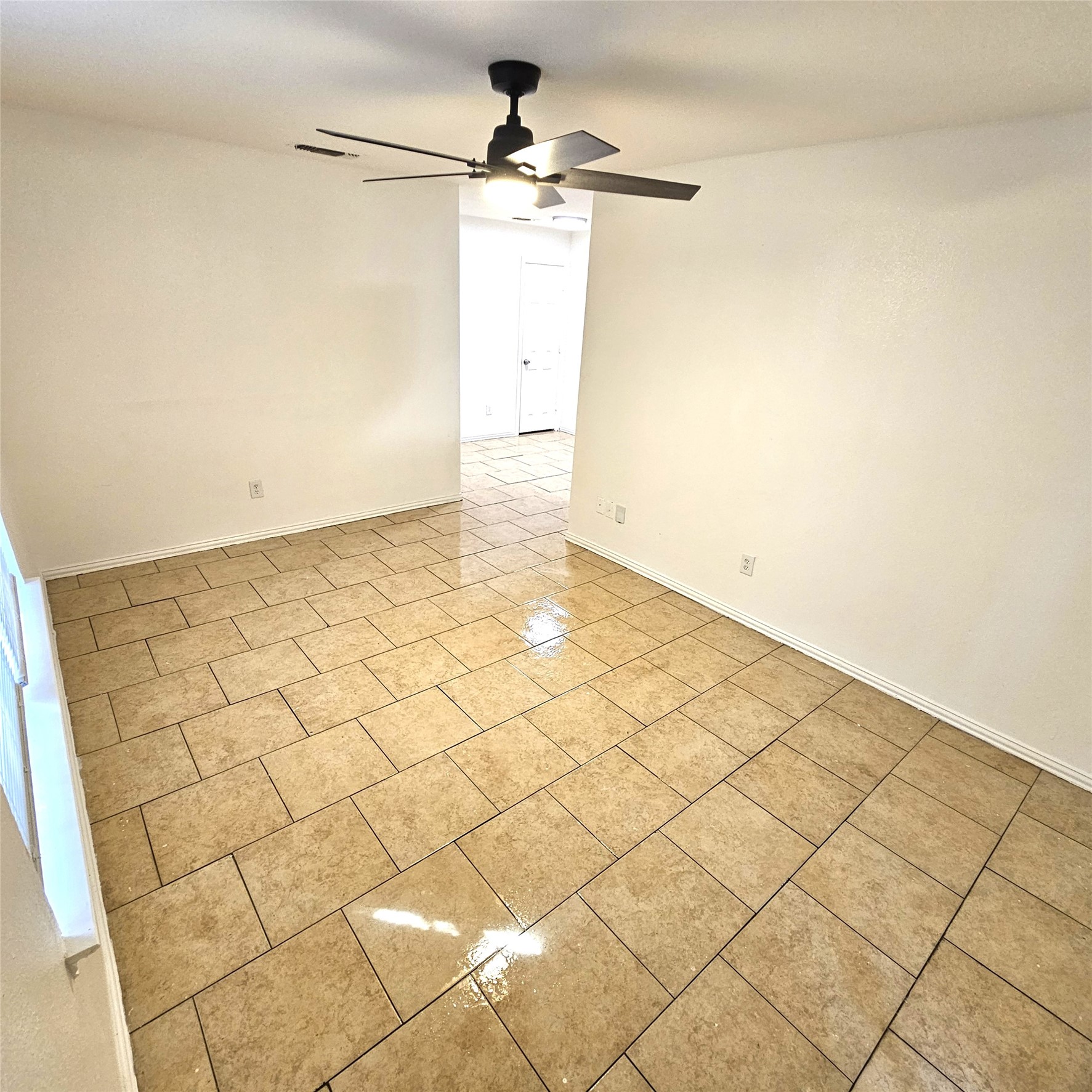 1810 Wiseman Avenue Fort Worth TX 76105