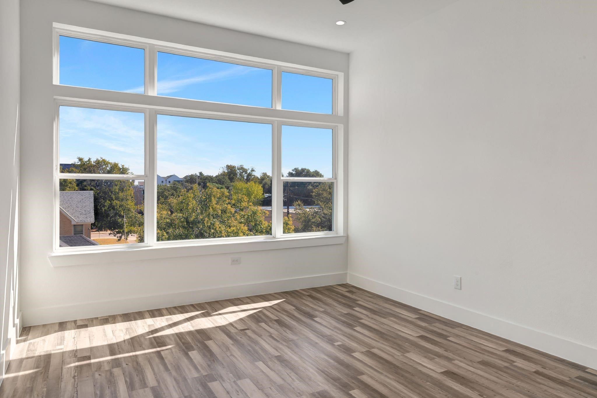 521 Melba Street Dallas TX 75208