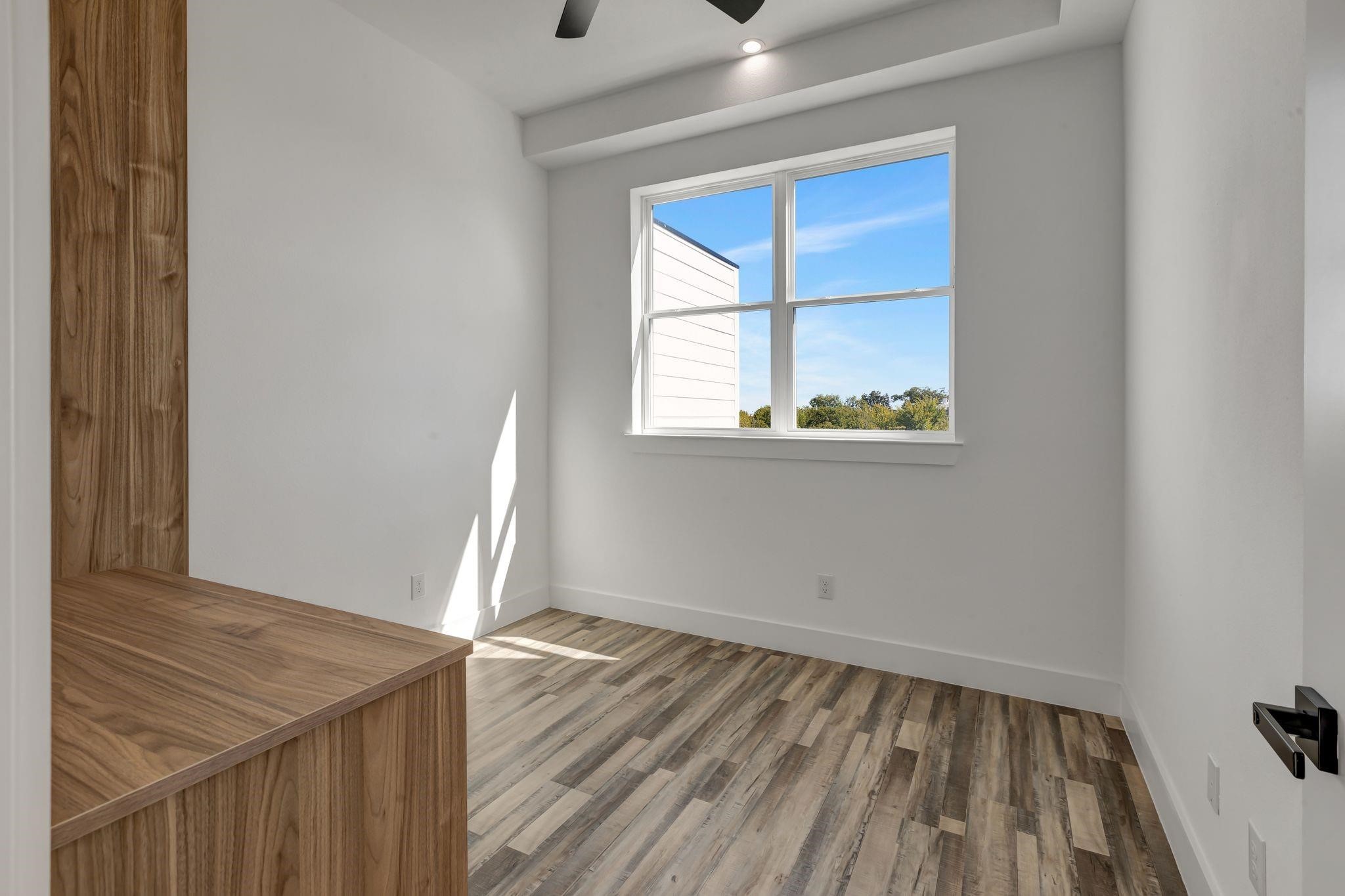 521 Melba Street Dallas TX 75208