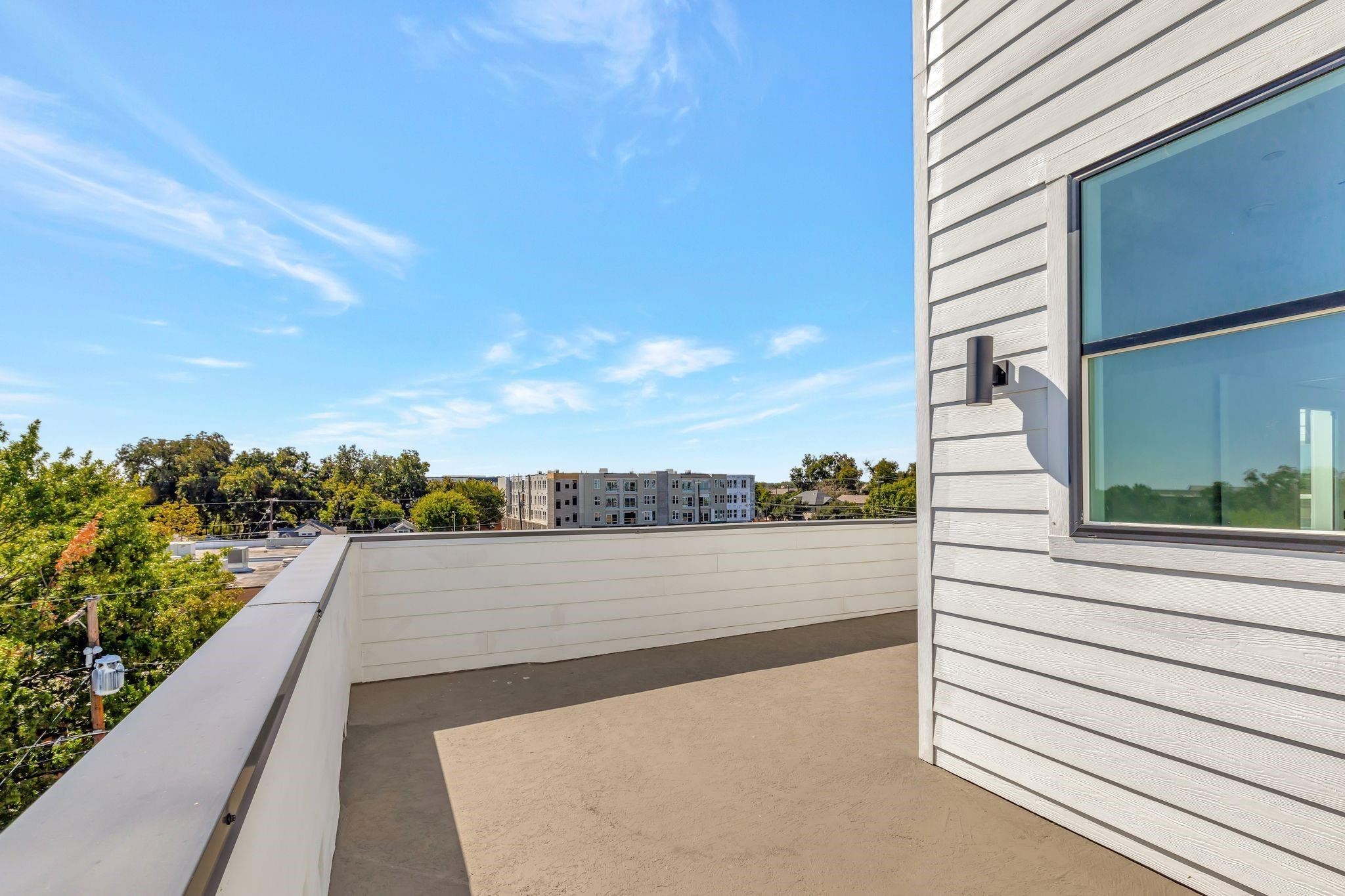 521 Melba Street Dallas TX 75208