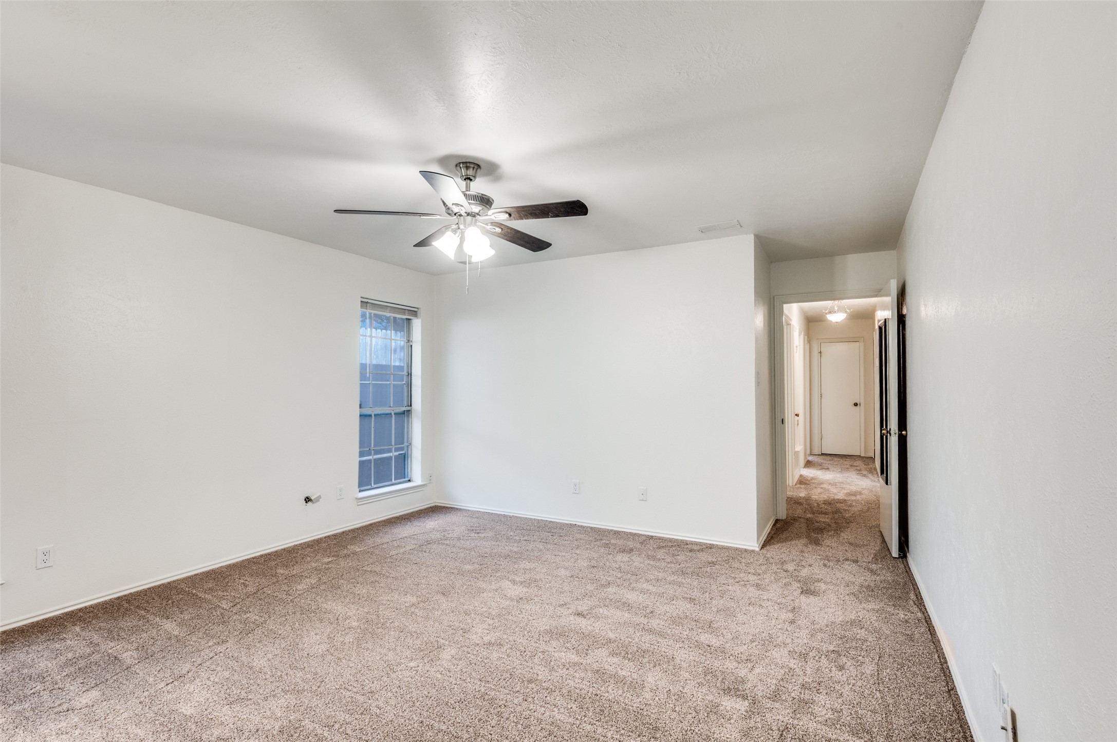 6 Longhurst Court Pantego TX 76013
