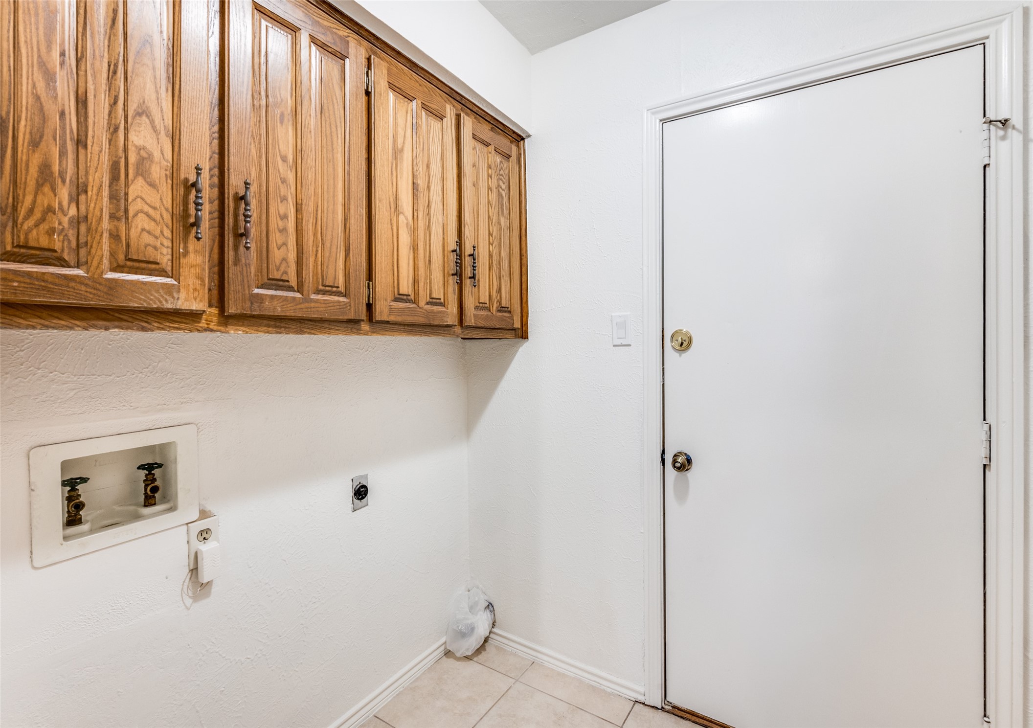 6 Longhurst Court Pantego TX 76013