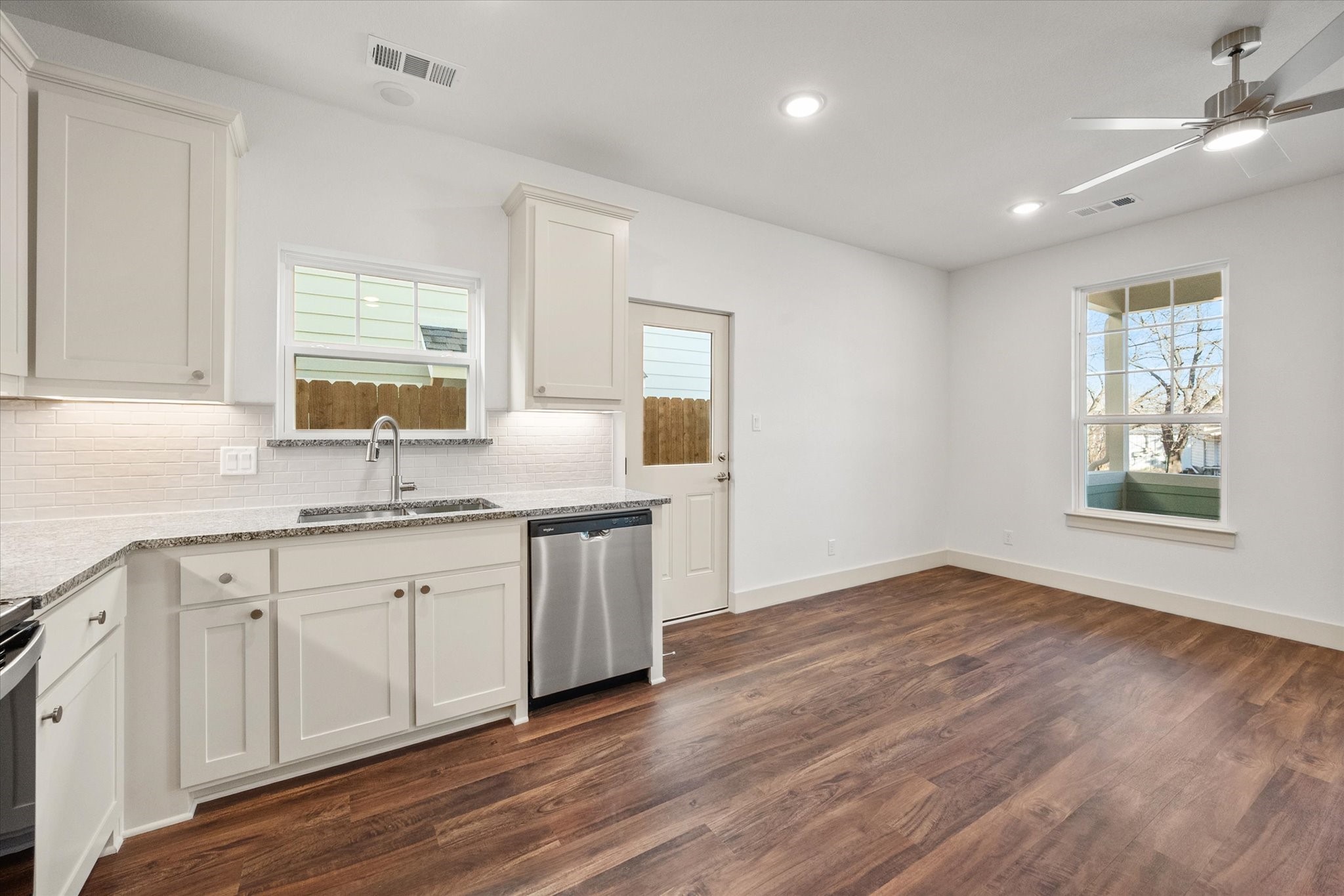 506 E Kimball Street Mansfield TX 76063