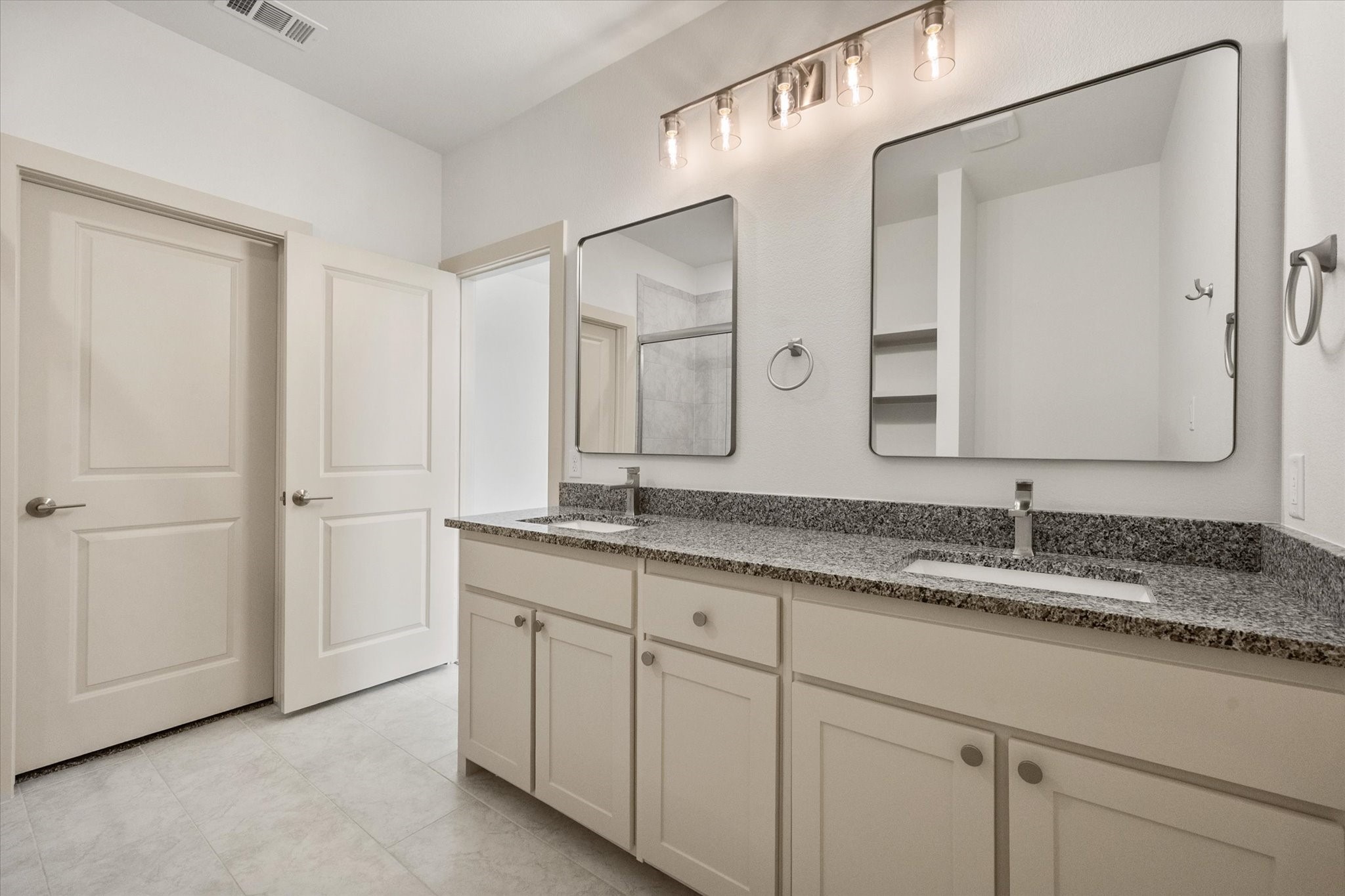 506 E Kimball Street Mansfield TX 76063