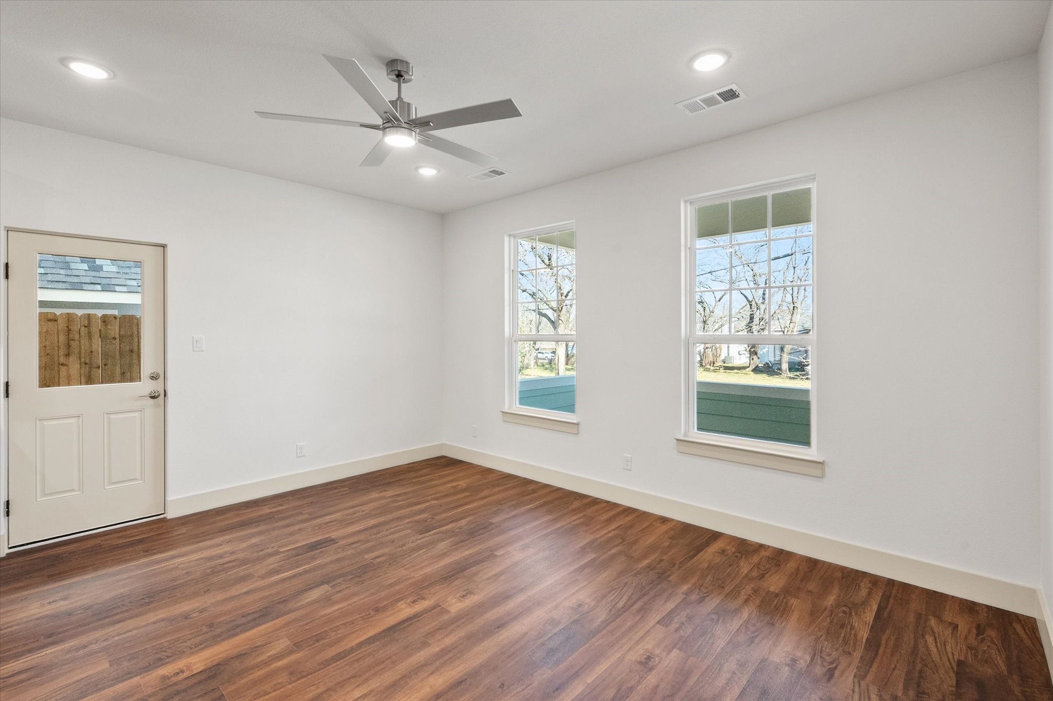 506 E Kimball Street Mansfield TX 76063