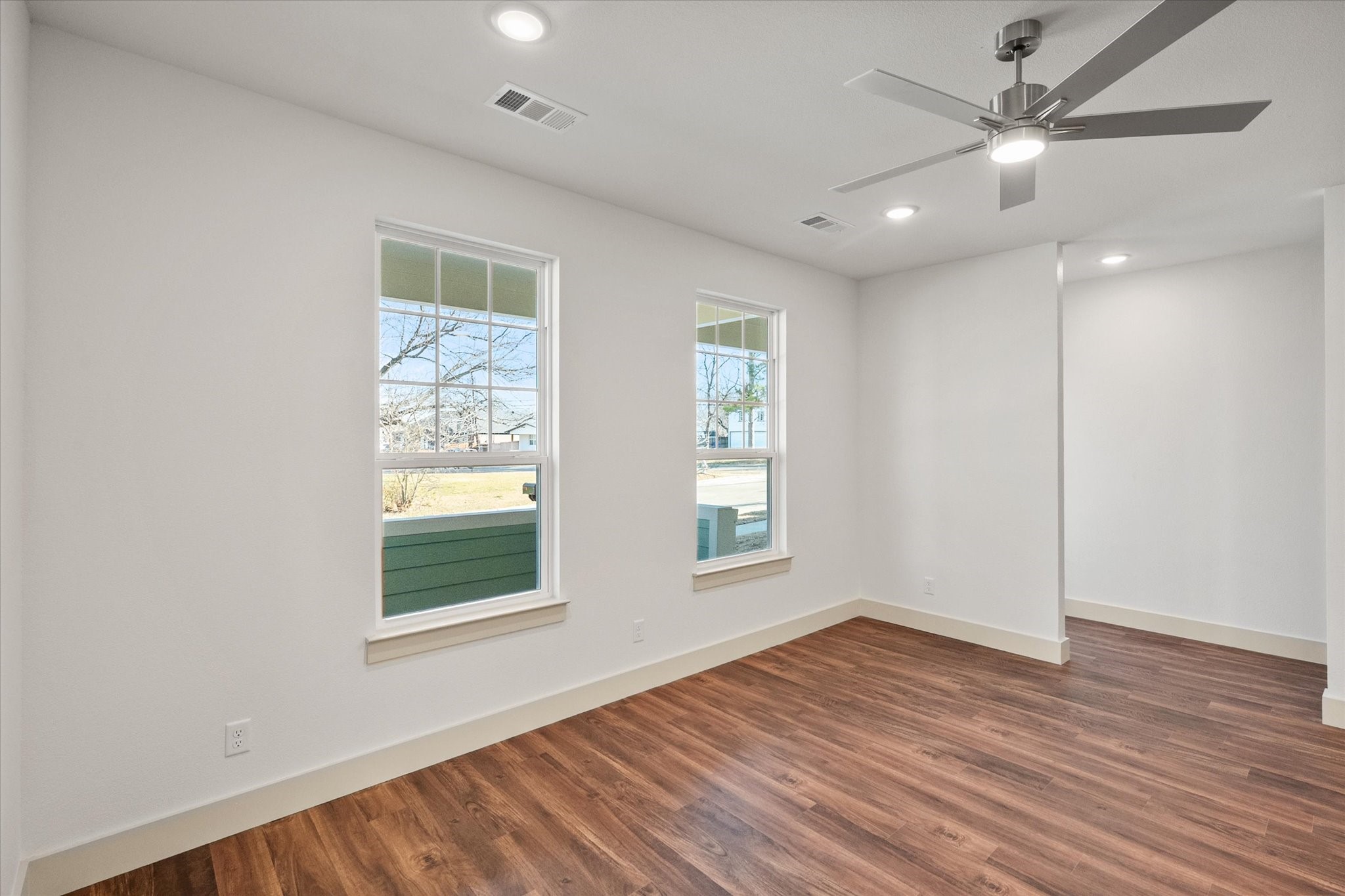506 E Kimball Street Mansfield TX 76063