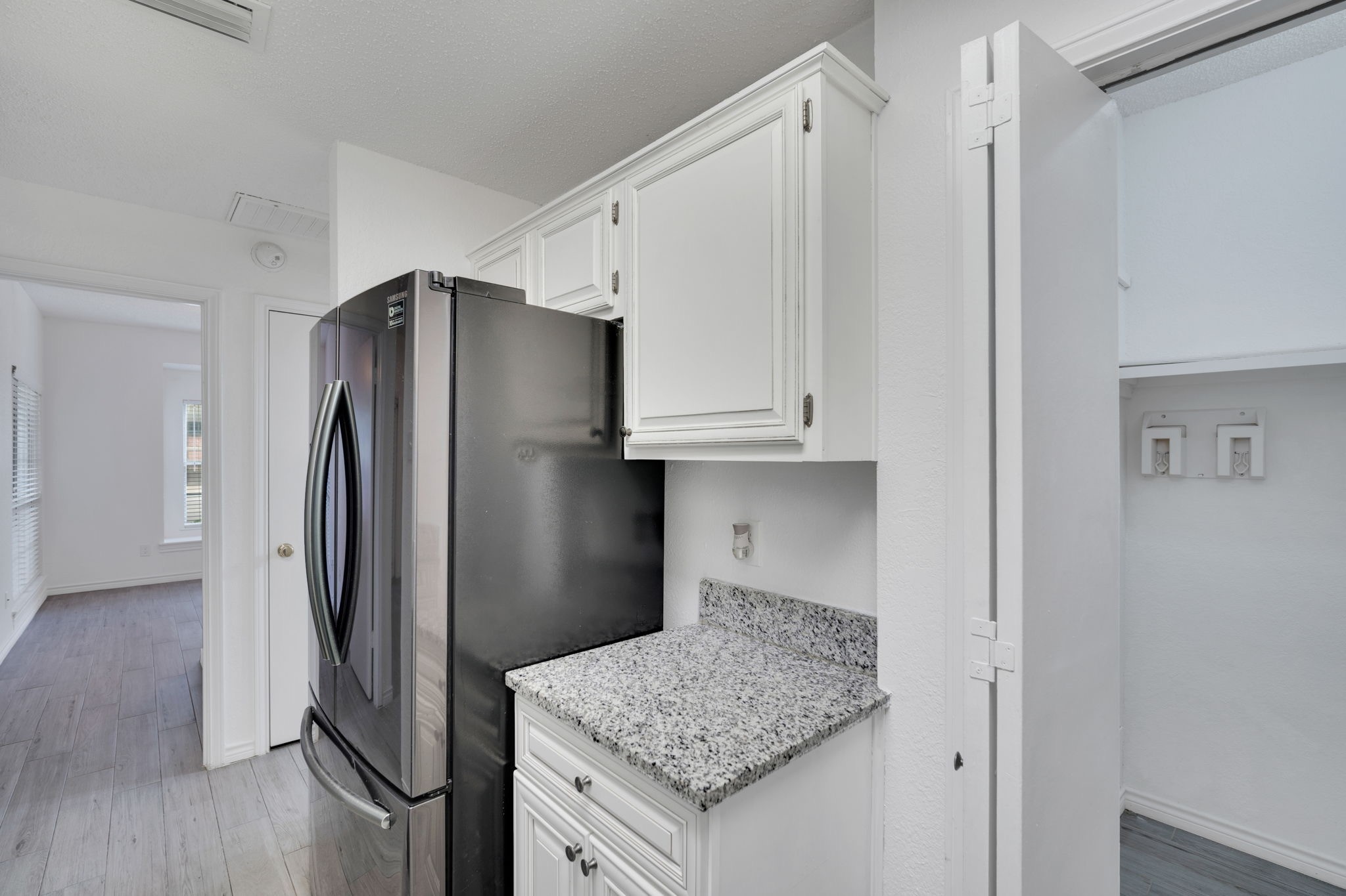 3607 W Northgate Drive Irving TX 75062