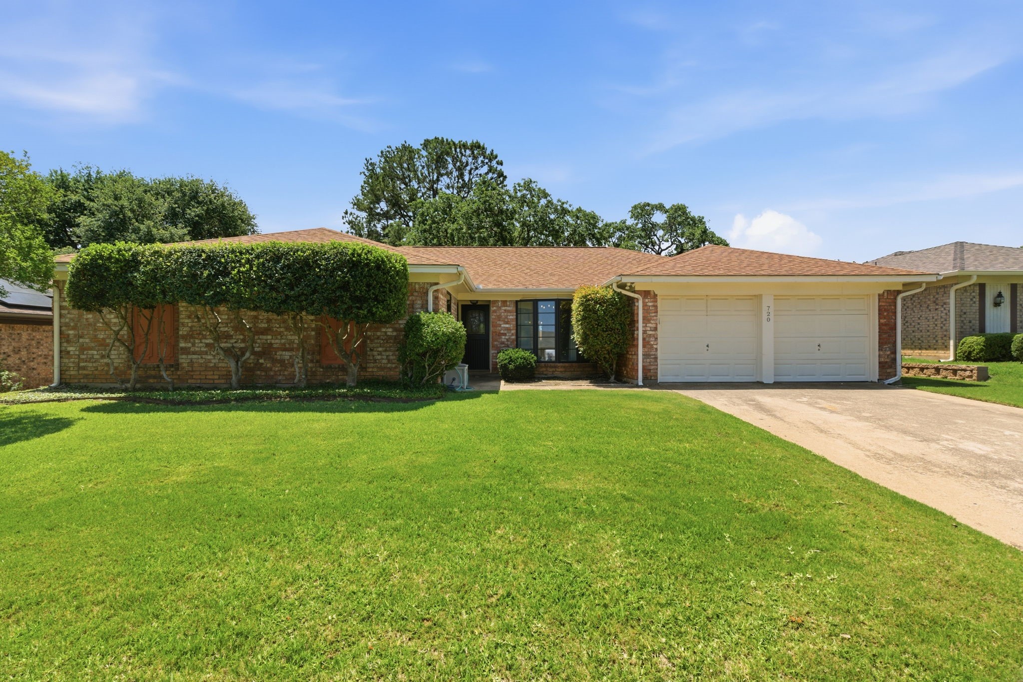 720 Huntwich Drive Bedford TX 76021
