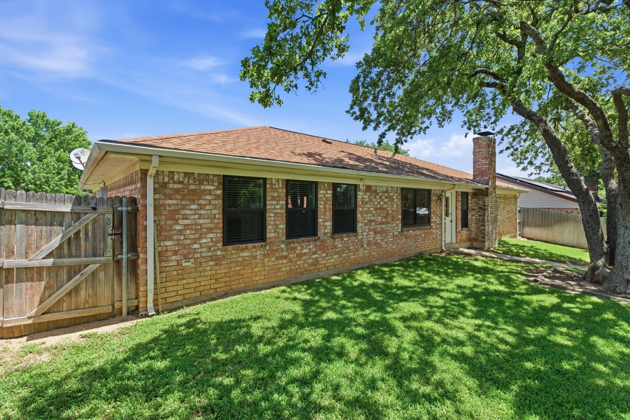 720 Huntwich Drive Bedford TX 76021