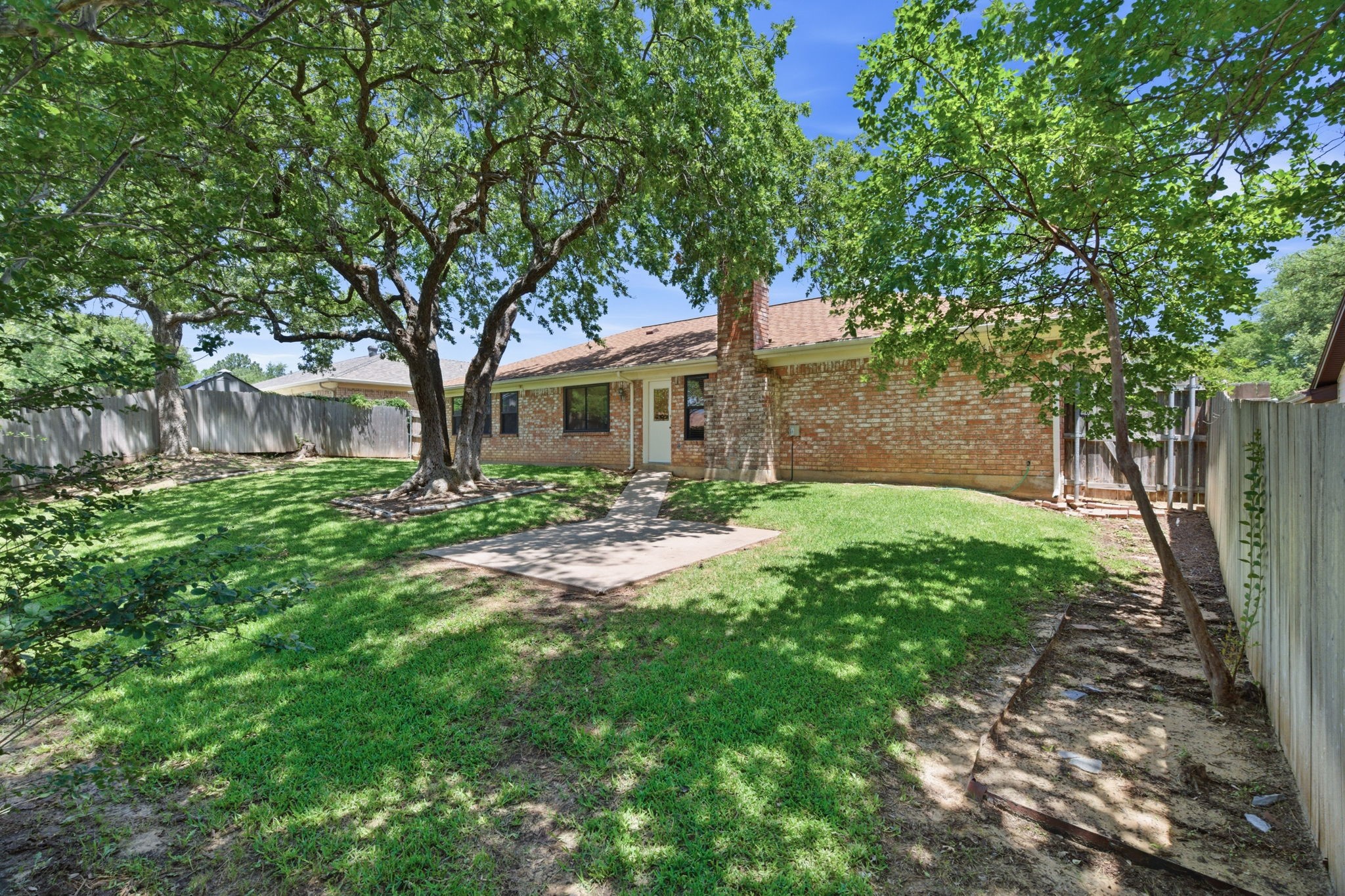 720 Huntwich Drive Bedford TX 76021