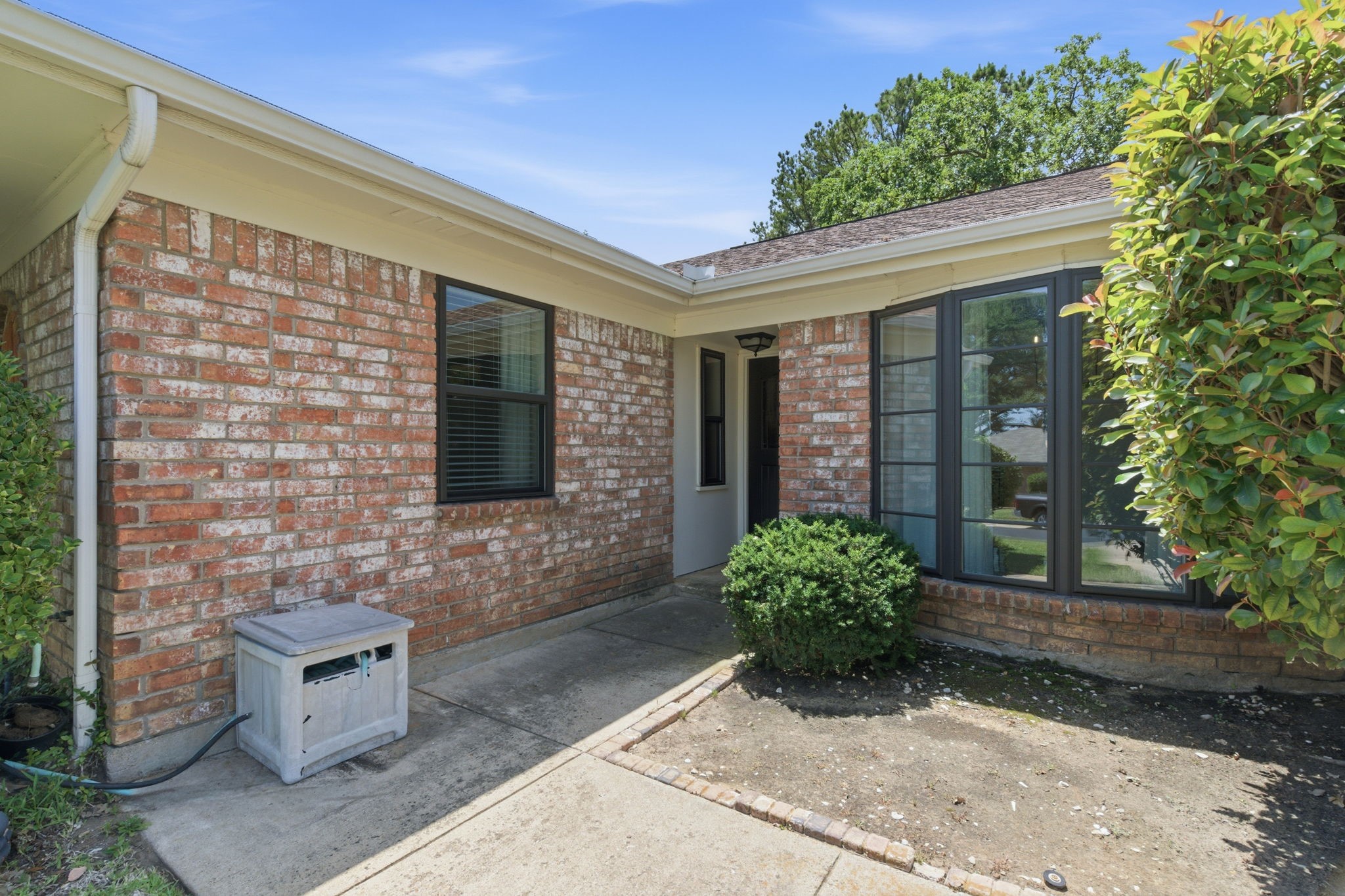 720 Huntwich Drive Bedford TX 76021