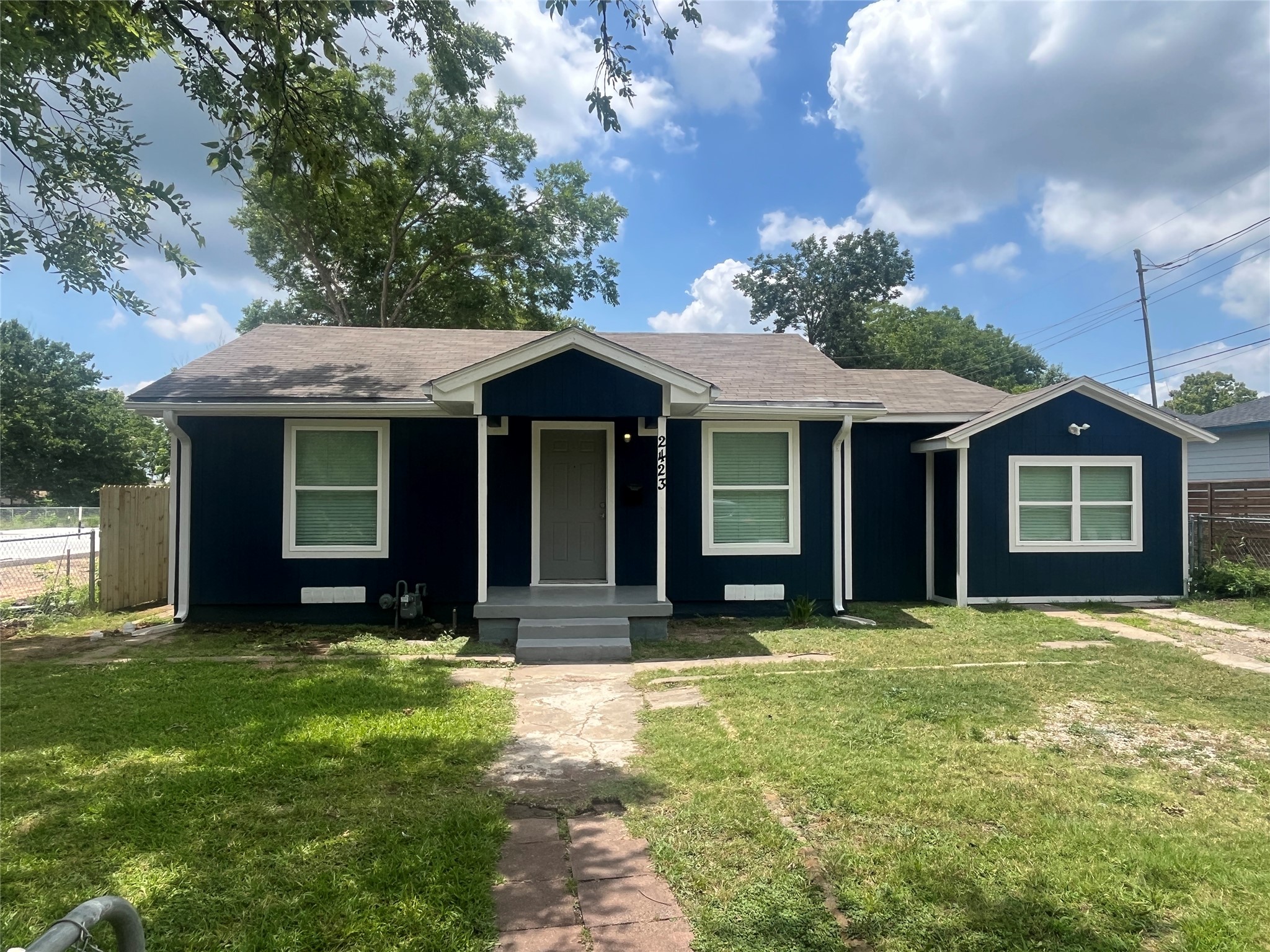 2423 Lolita Drive Dallas TX 75227