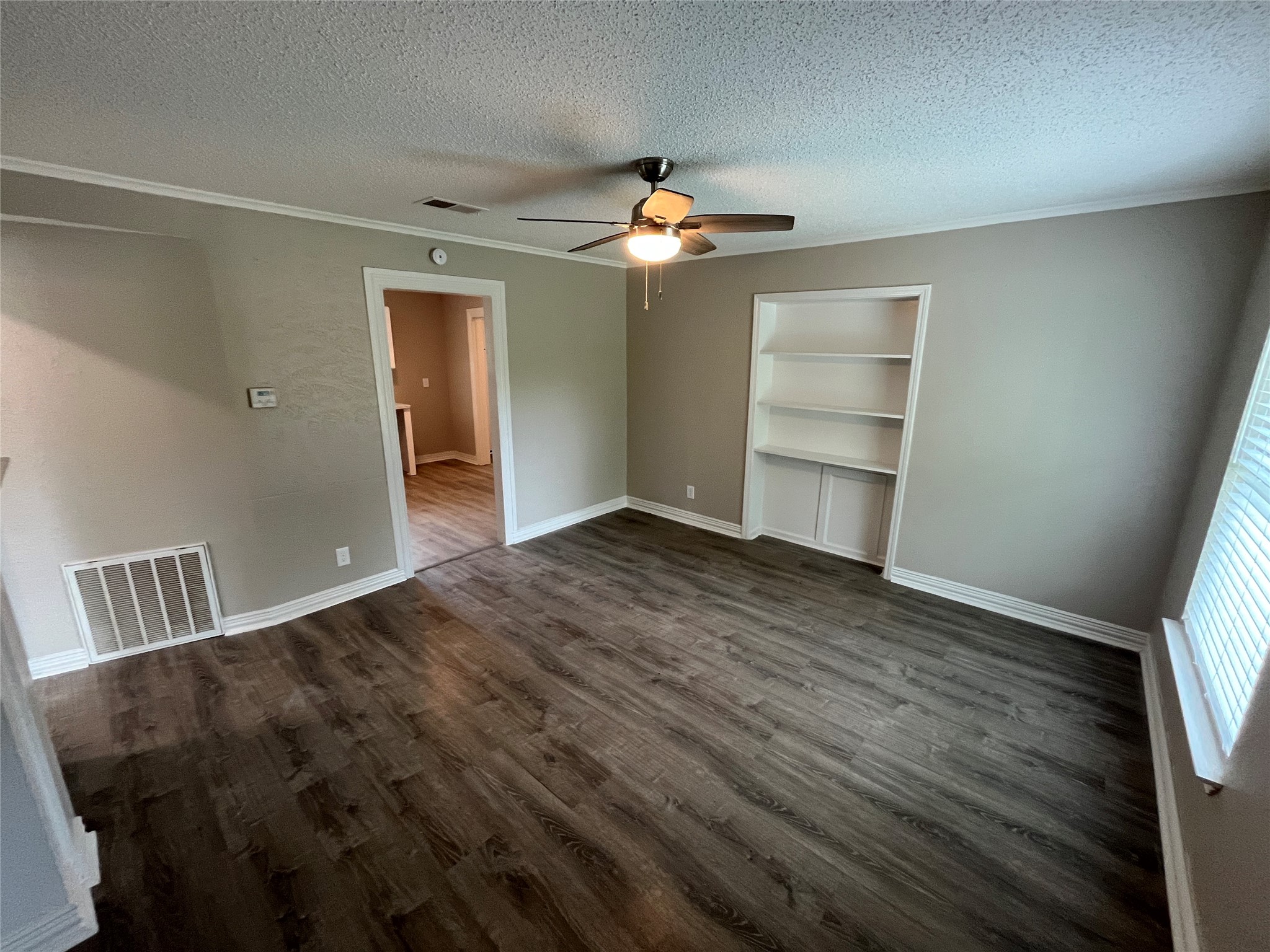 2423 Lolita Drive Dallas TX 75227