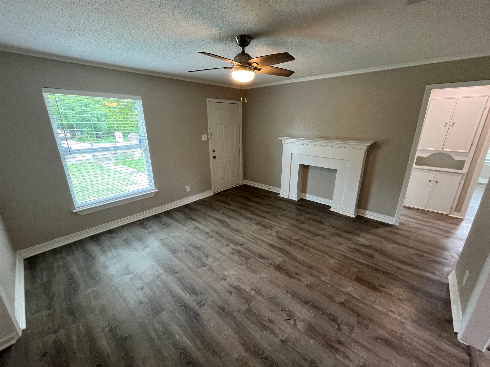2423 Lolita Drive Dallas TX 75227