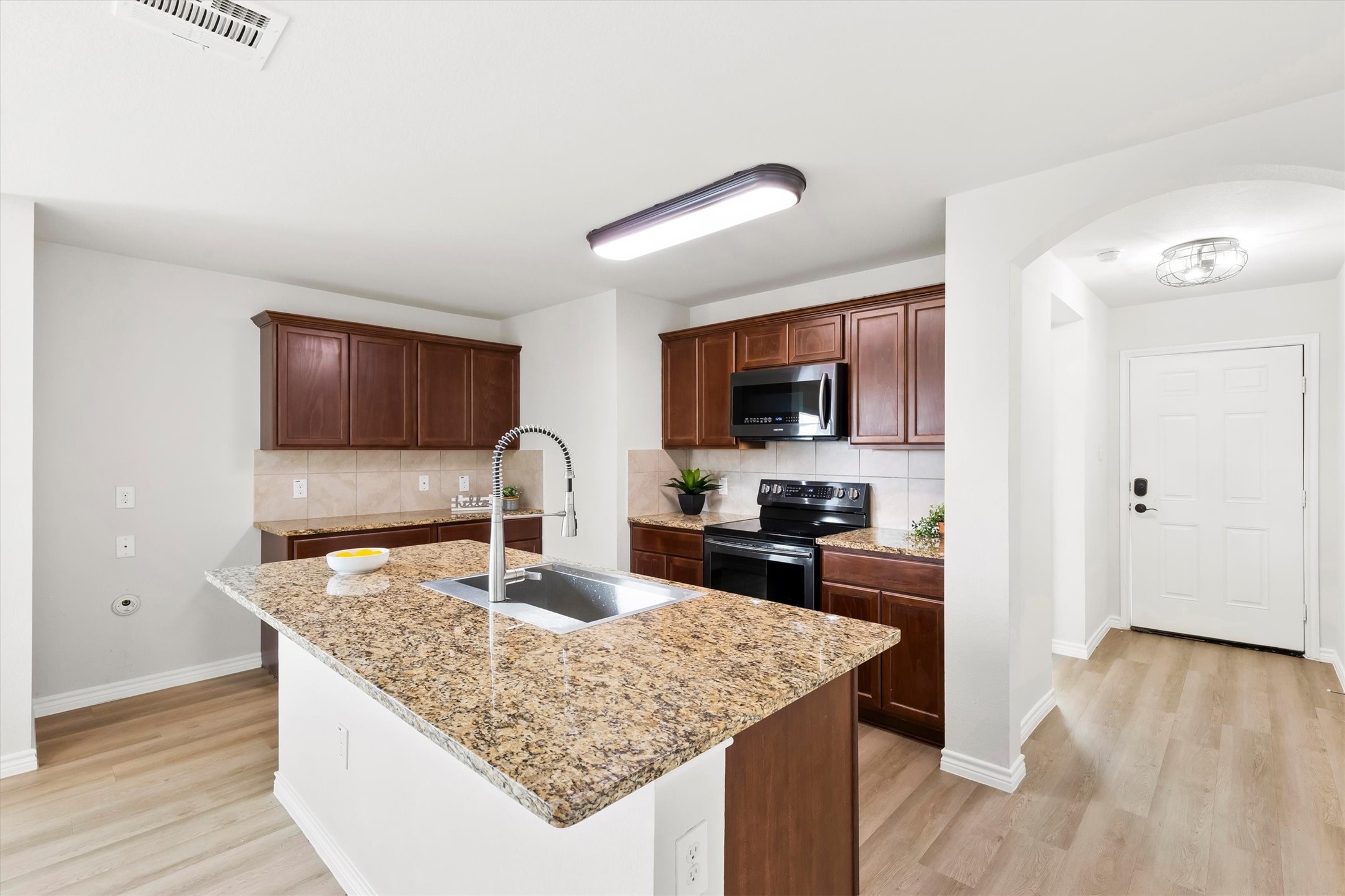 230 Park Avenue Anna TX 75409