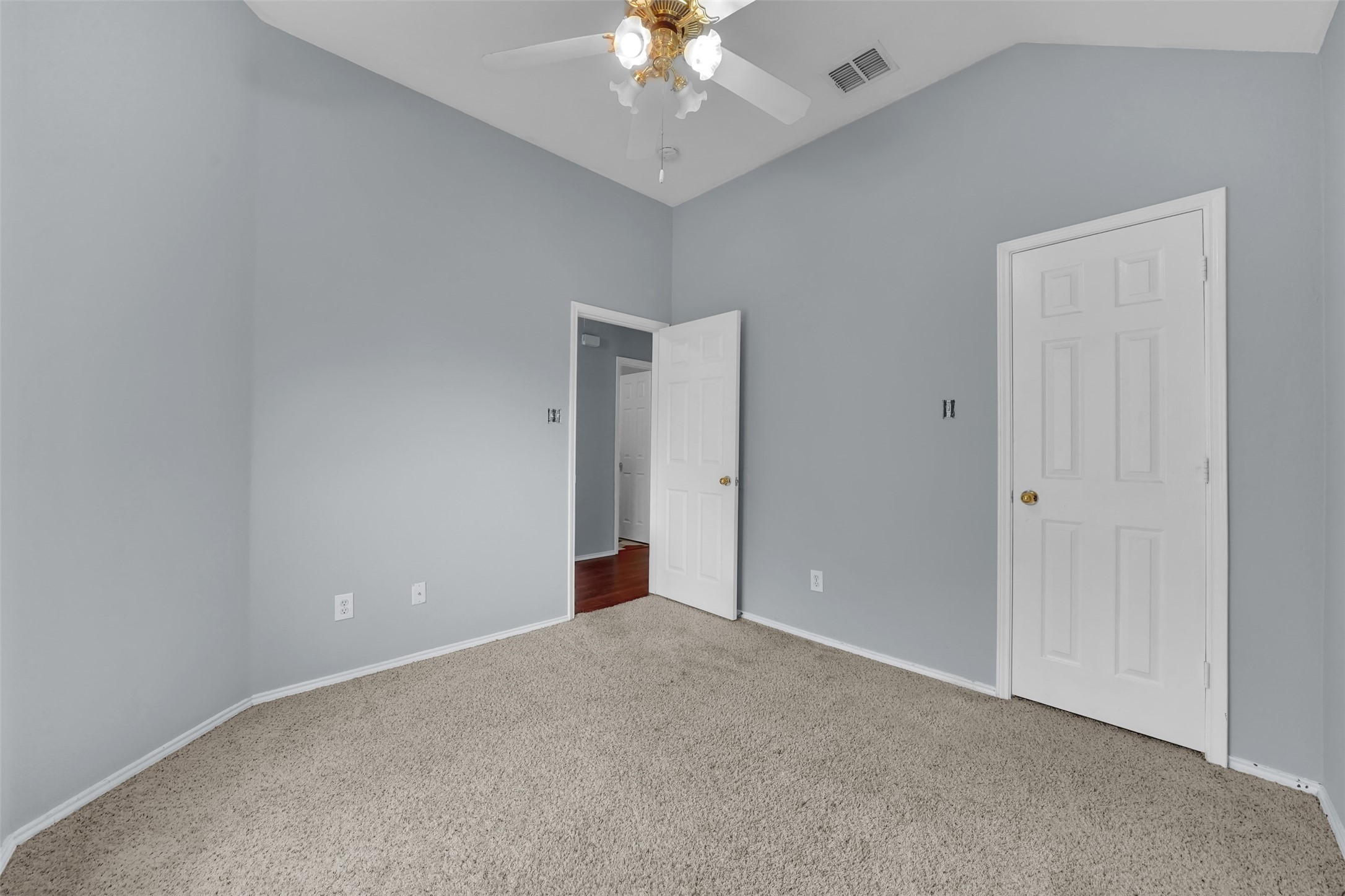 1970 Garrison Way Garland TX 75040