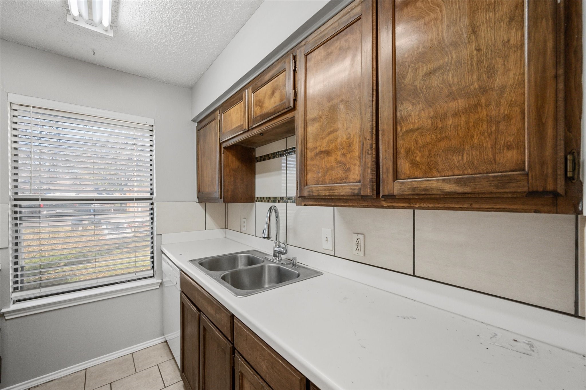5821 Mansfield Road Arlington TX 76017