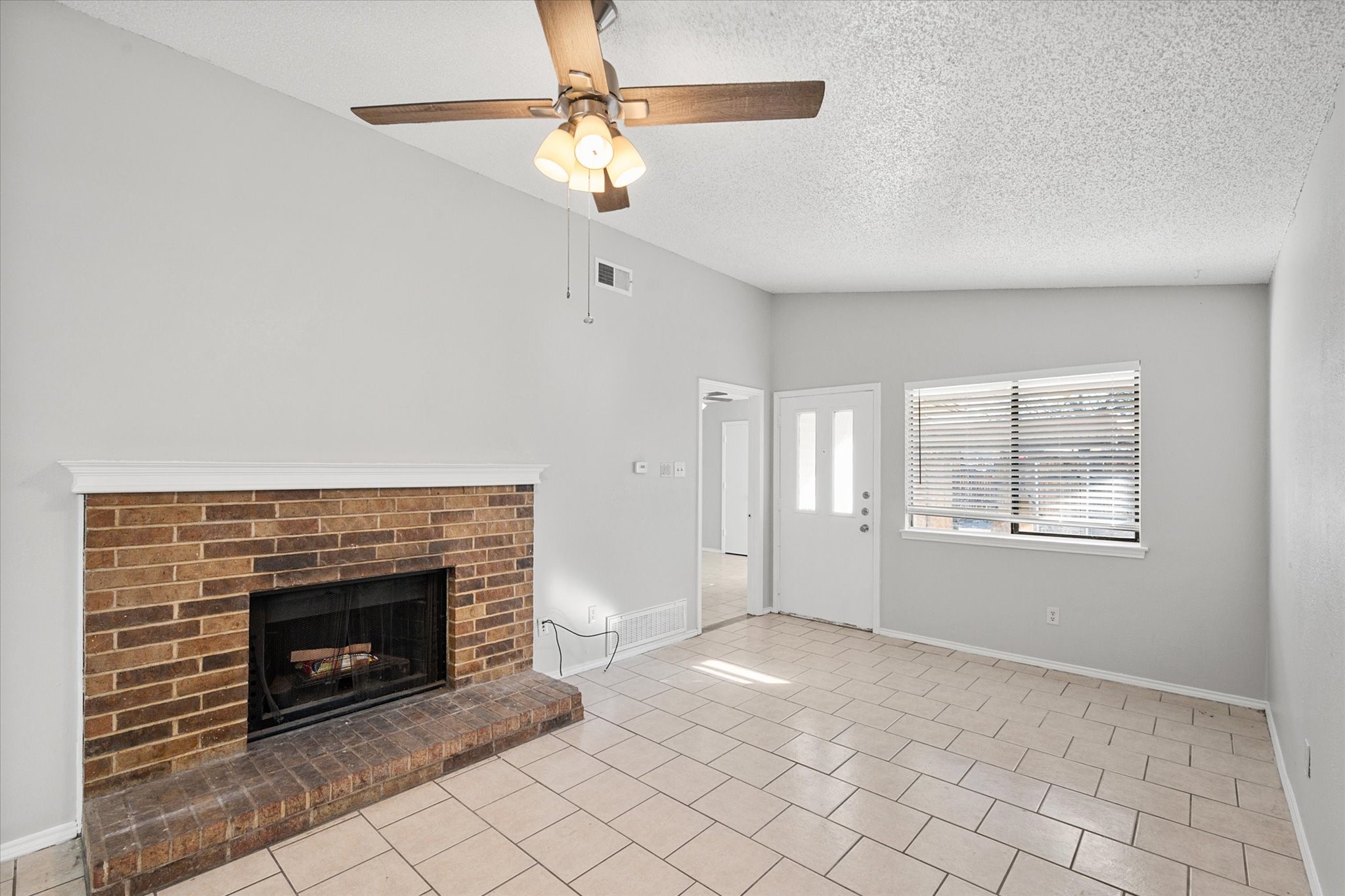 5821 Mansfield Road Arlington TX 76017